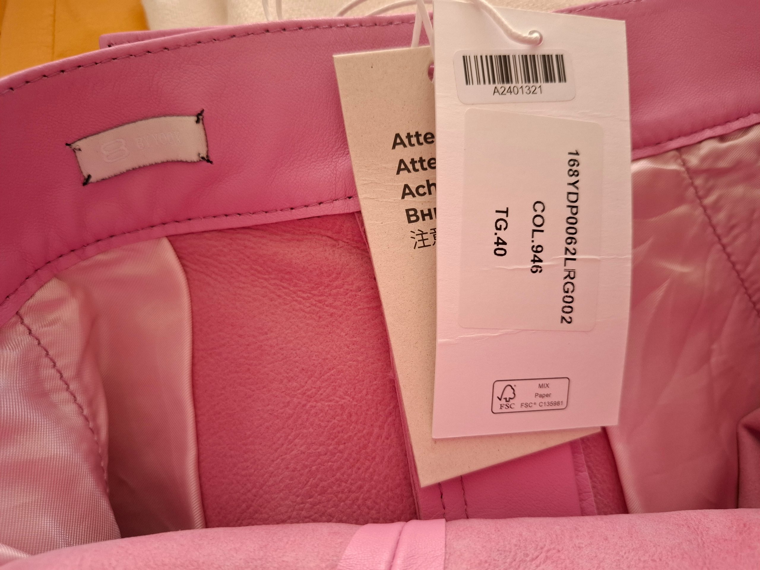 New Pink Leather High-Waisted Shorts Size S image 10