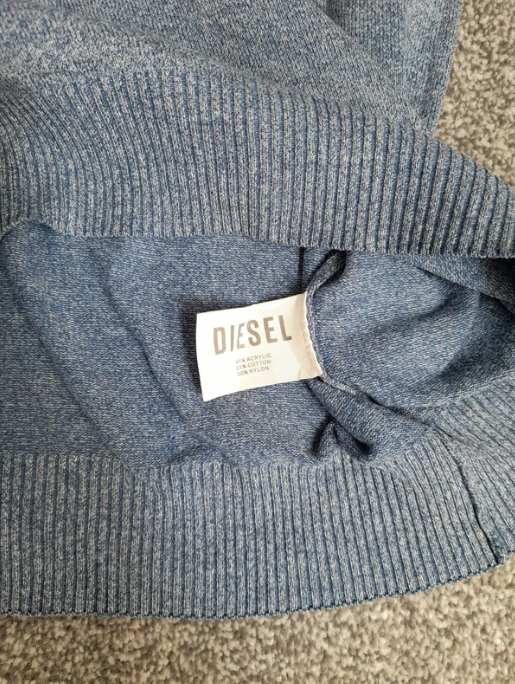 Diesel Men's Blue Knit Logo Crewneck Sweater Medium image 8