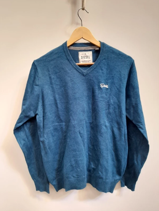 Diesel Men's Blue V-Neck Wool Sweater Large image 9