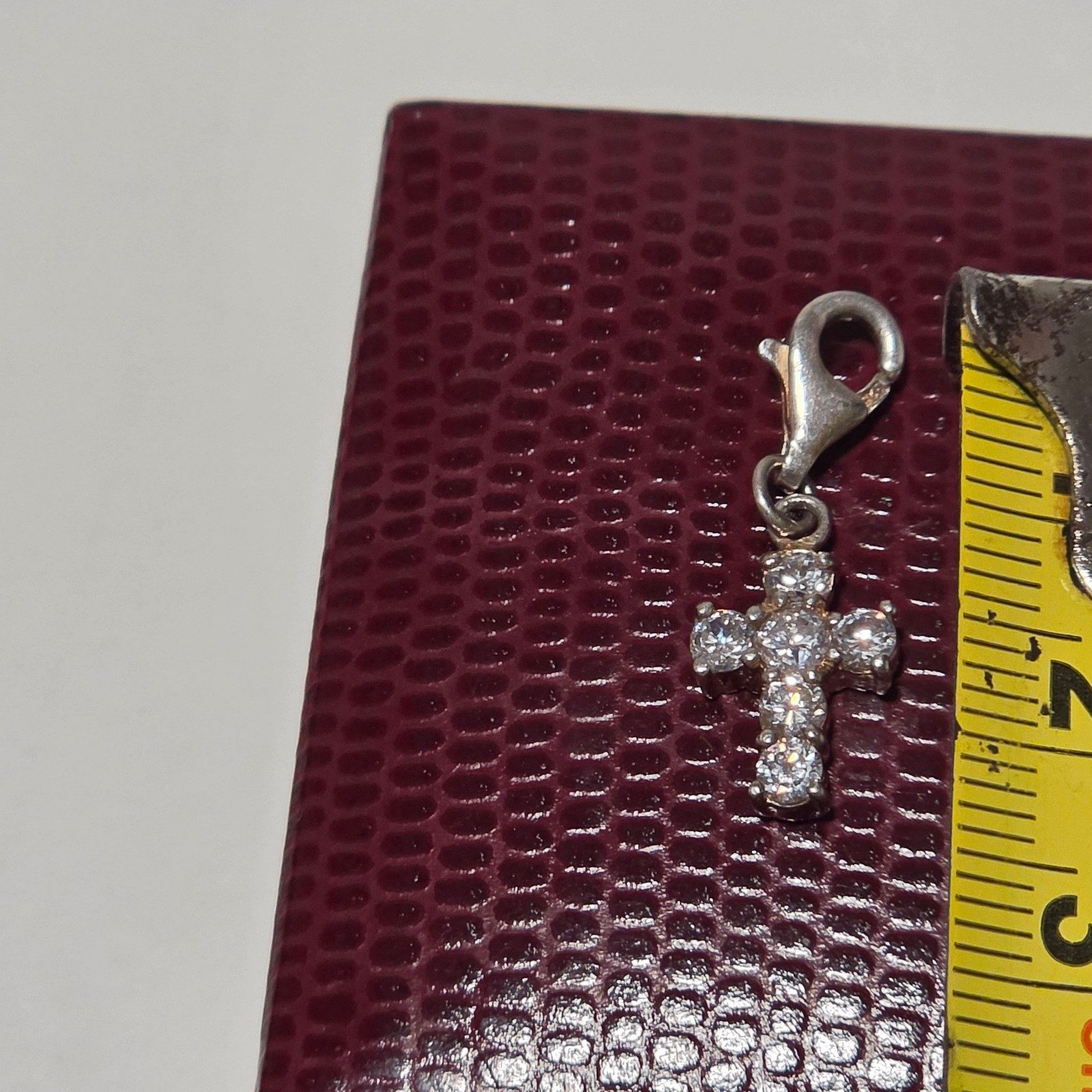 925 Silver Cross Charm Pendant with Cubic Zirconia Stones.b7 image 4