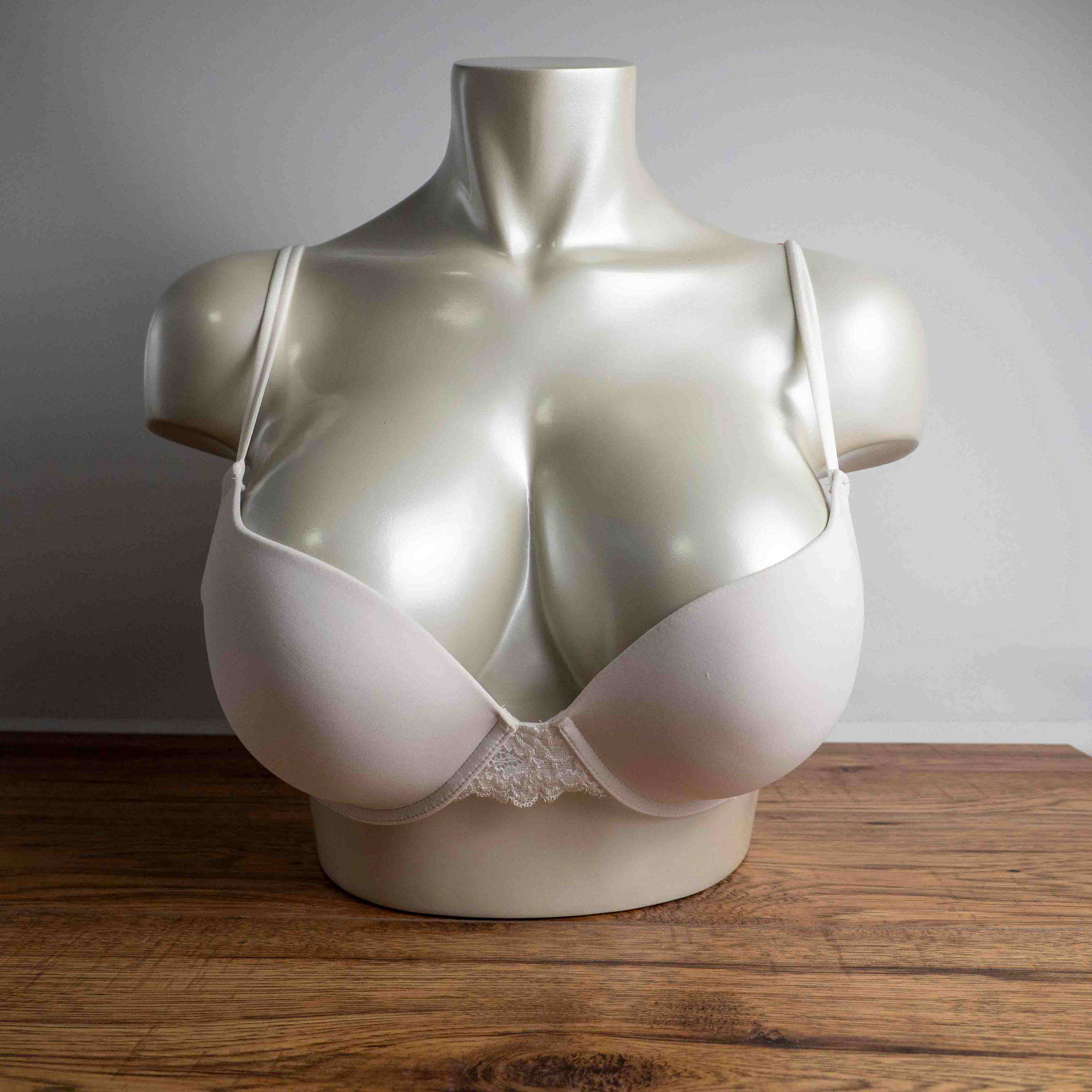 After Eden White Lace Underwire Bra 32DD Soft Comfort