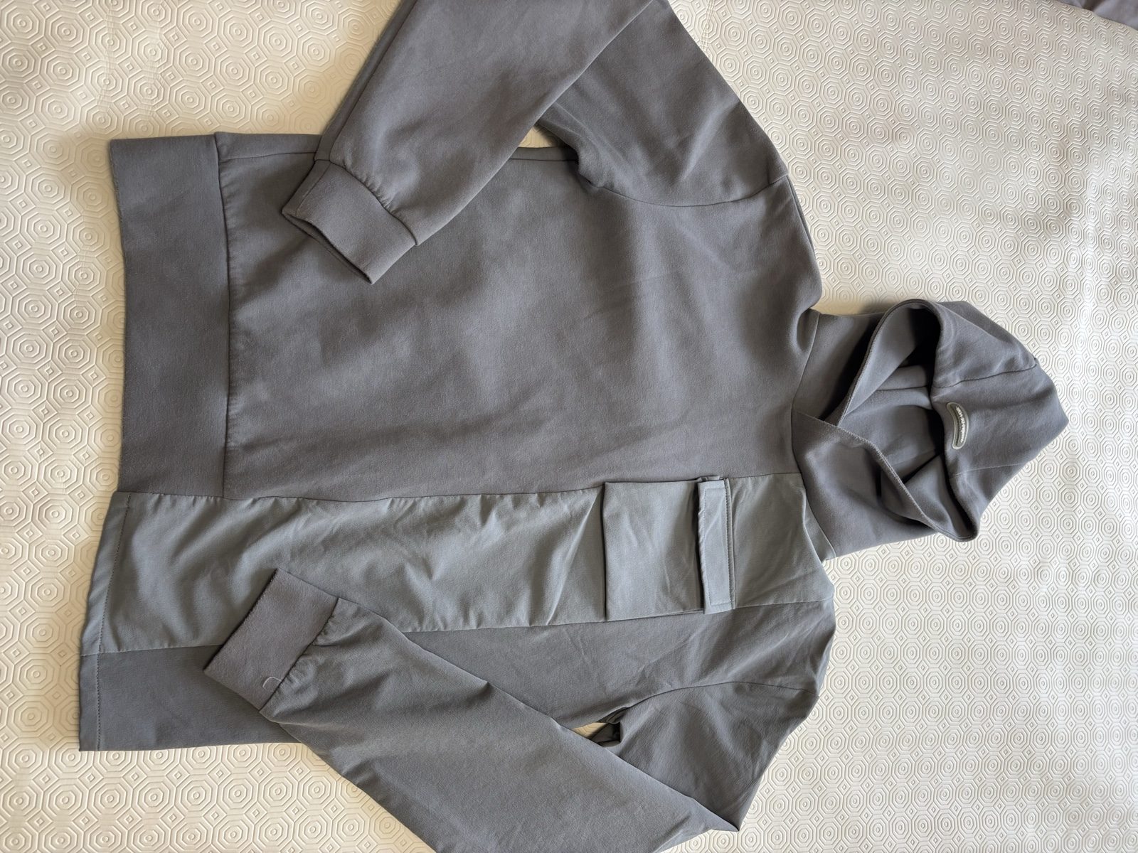 Master Distraction Men's Grey XS Hoodie with Pocket Detail