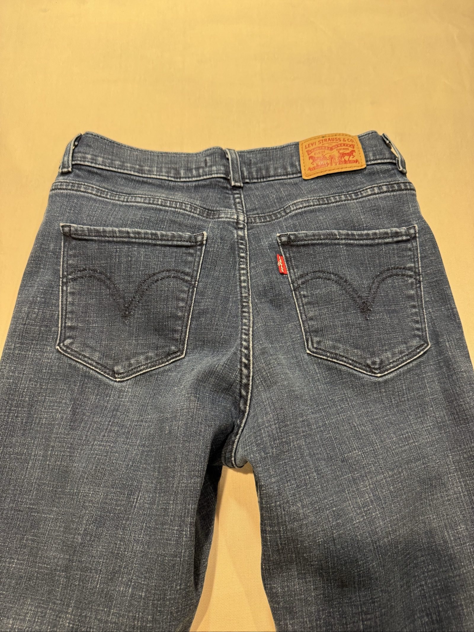 Women’s Levi Strauss & Co. Classic Straight Jeans – Dark Wash – 4 image 6