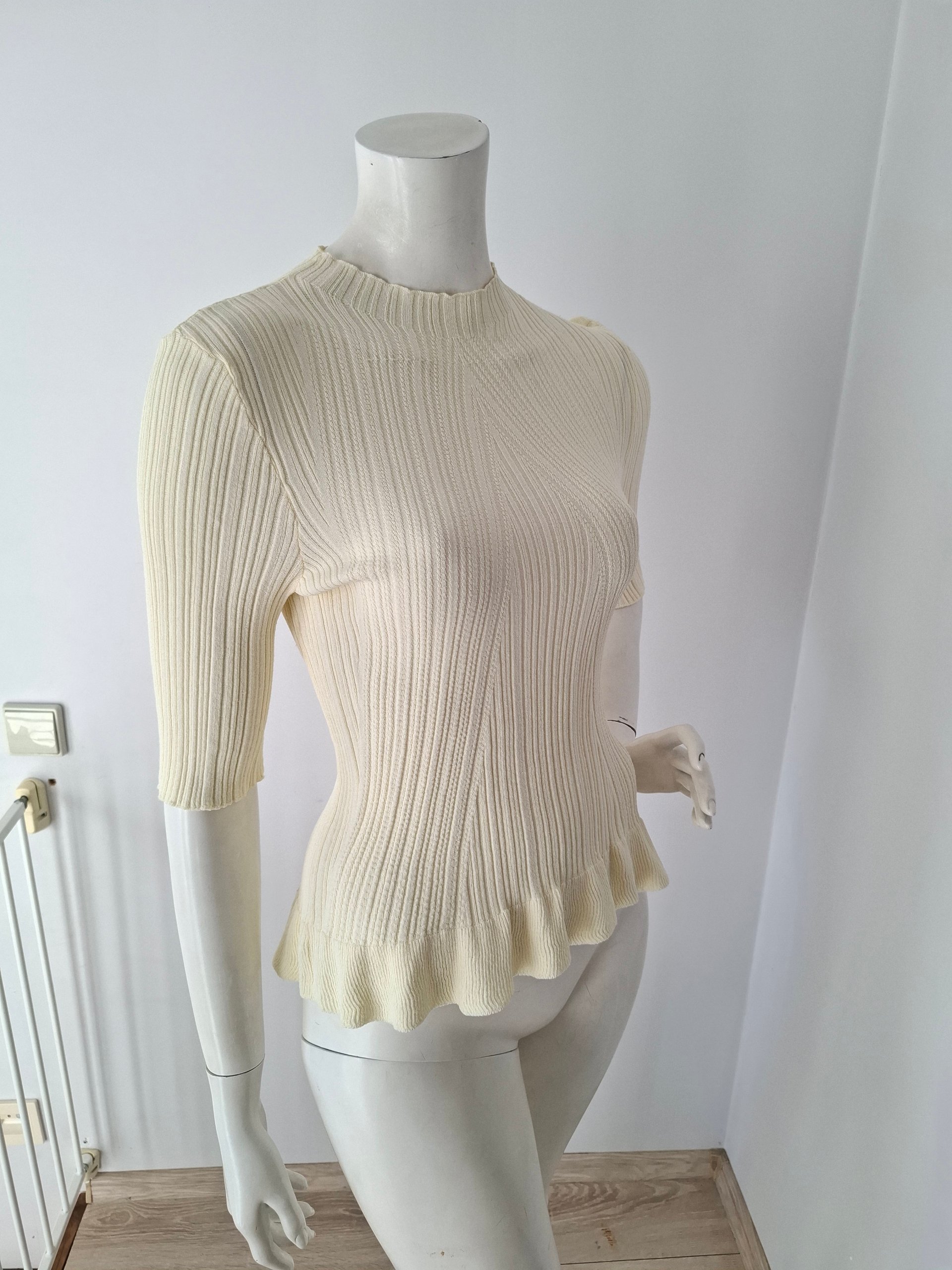 New Maje Cream Ribbed Peplum Knit Top Size M image 6