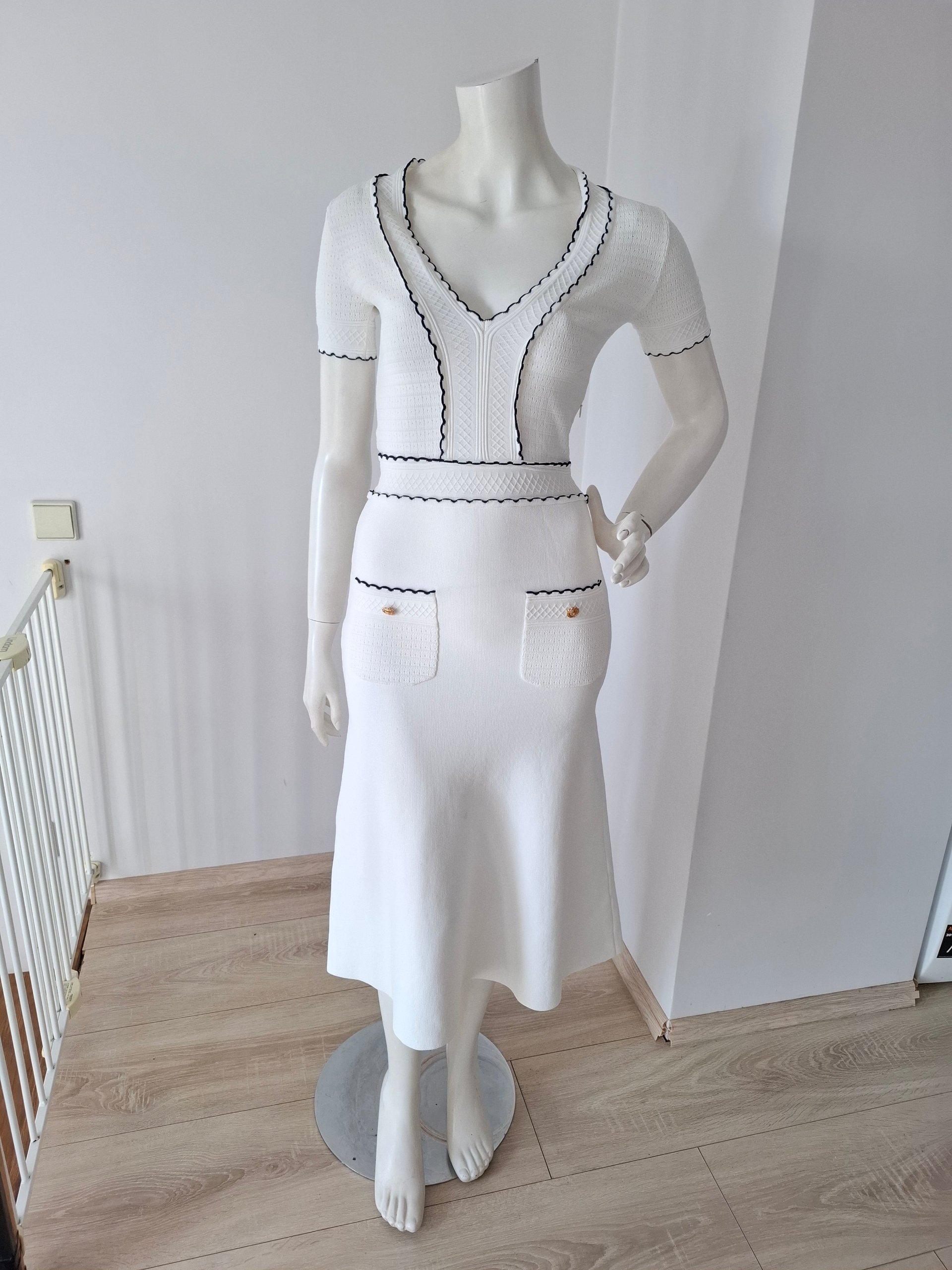 New Elisabetta Franchi white Contrast Knit midi Dress Size M image 5