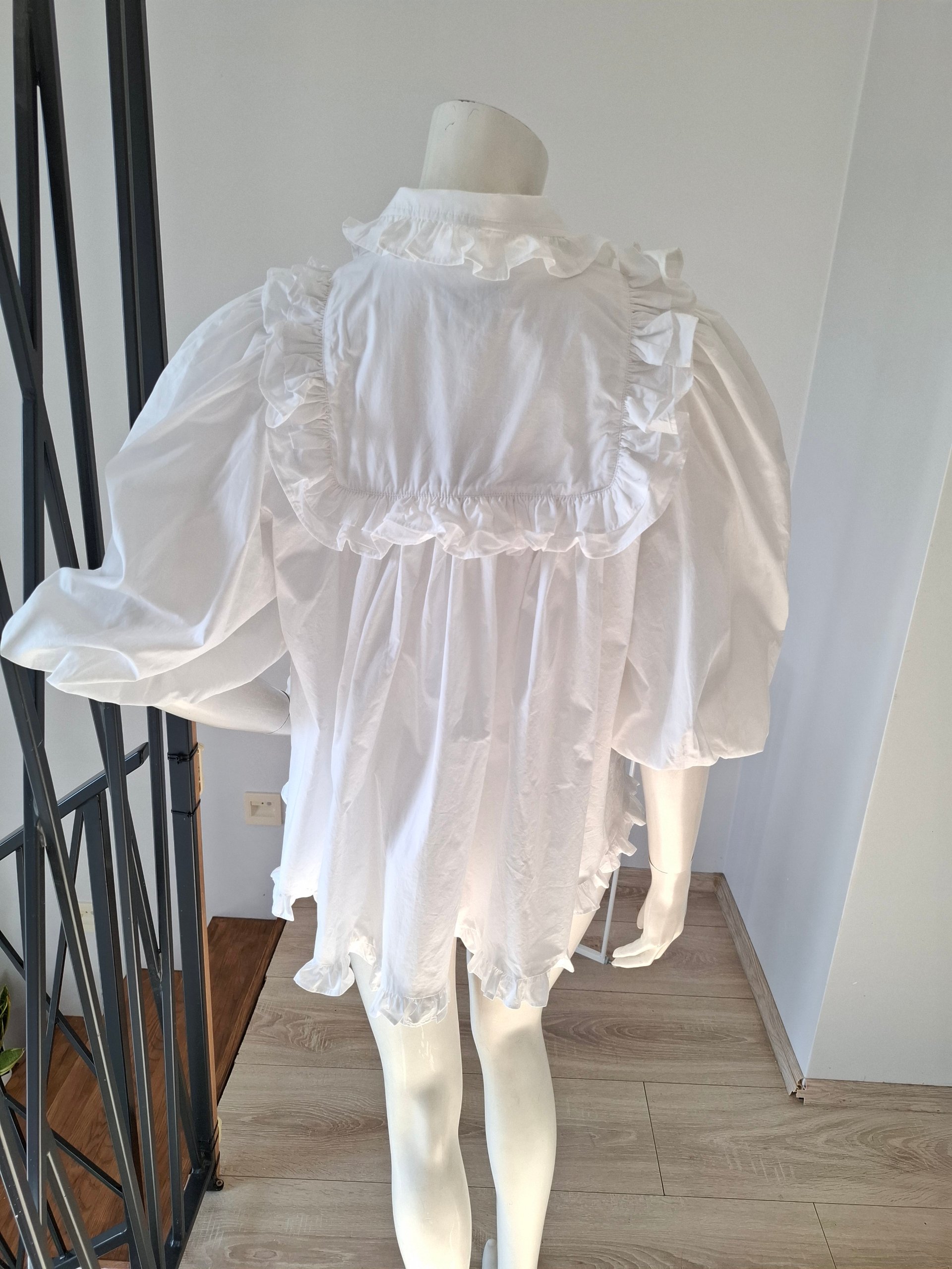 New Joslin Studio White Organic Cotton Ruffled Blouse Top Size S image 9