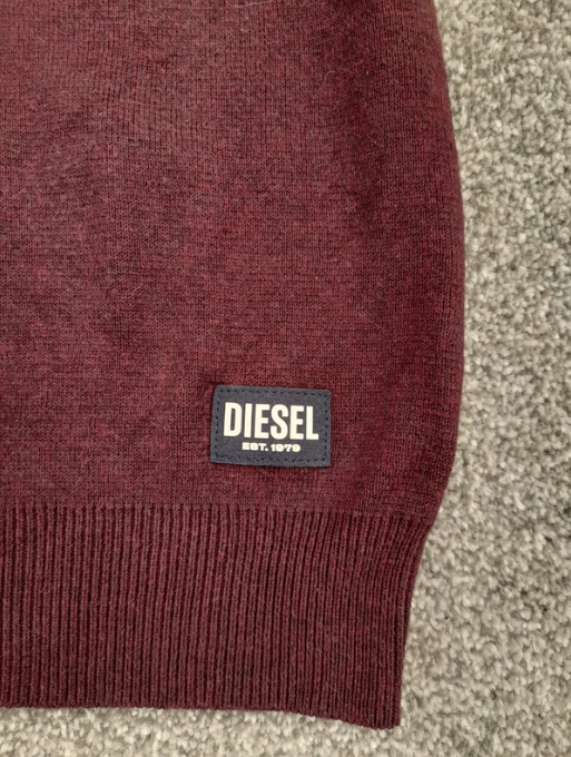 Diesel Men's Burgundy Zip Neck Sweater Medium image 2