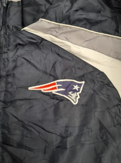 New England Patriots Black, White & Grey NFL Windbreaker Jacket 29" image 4
