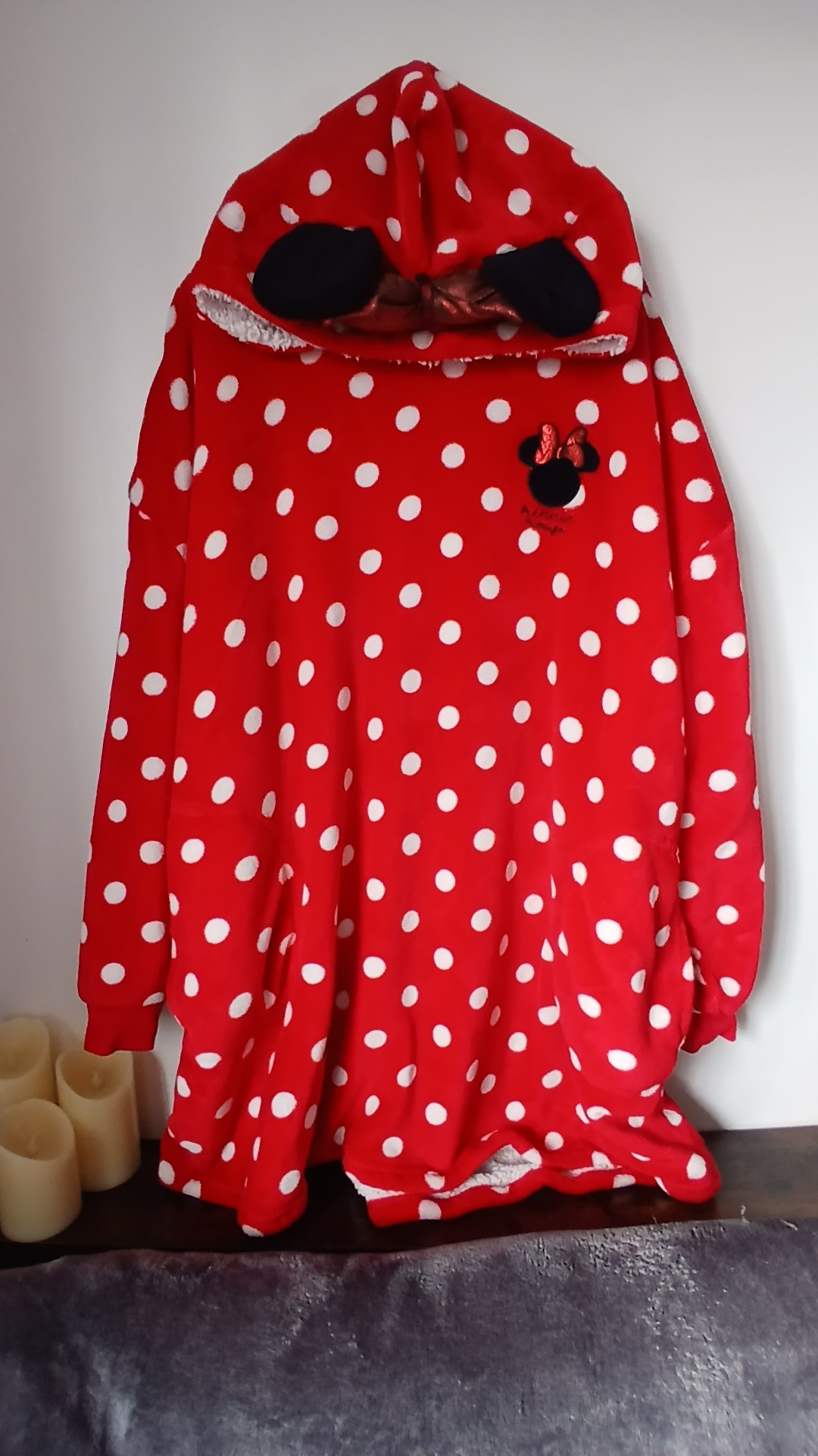 Disney Red Minnie Mouse Polka Dot Fleece Hoodie M/L
