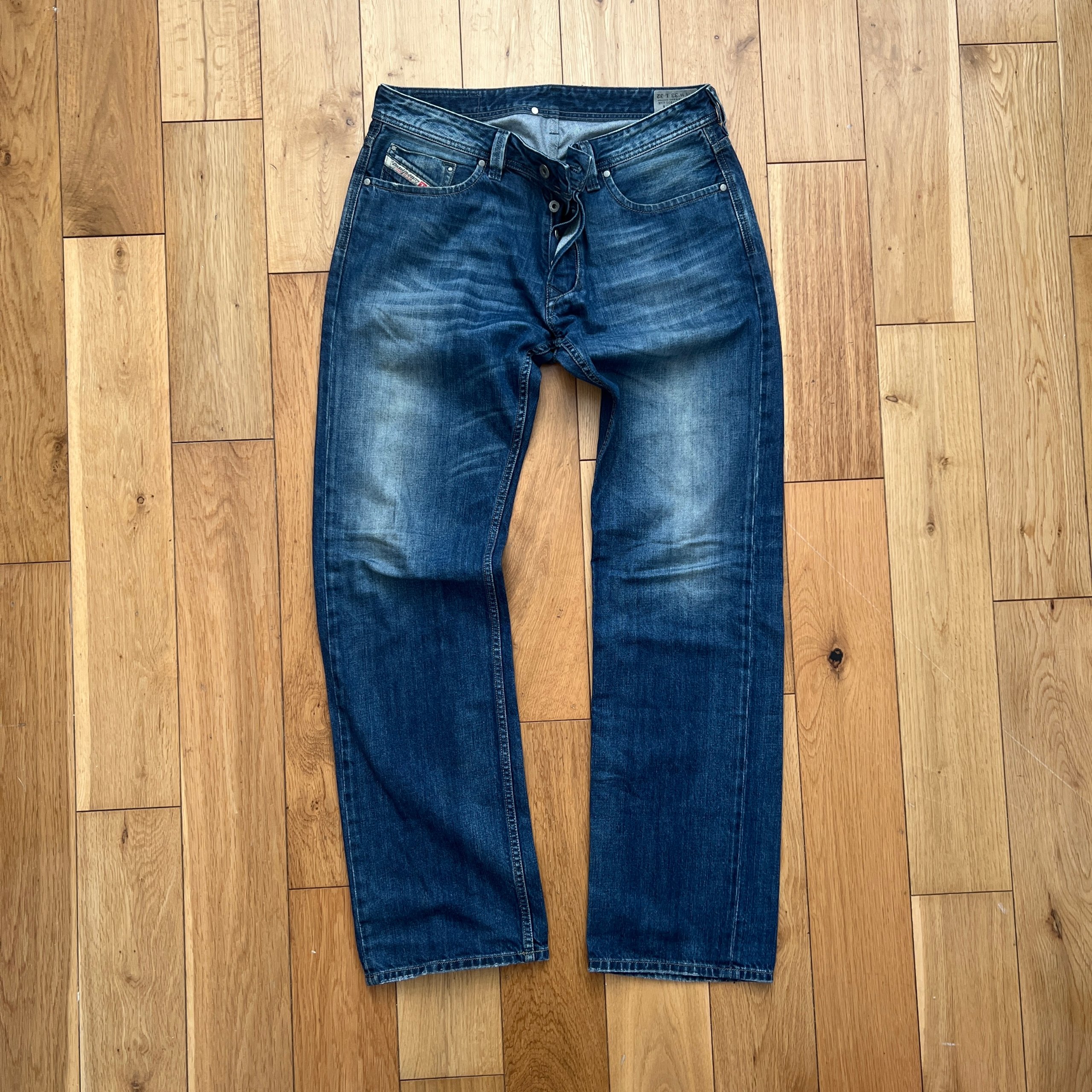Diesel Larkee Jeans W33 L32 Mens Wash 008XR Regular Straight Denim Made In Italy