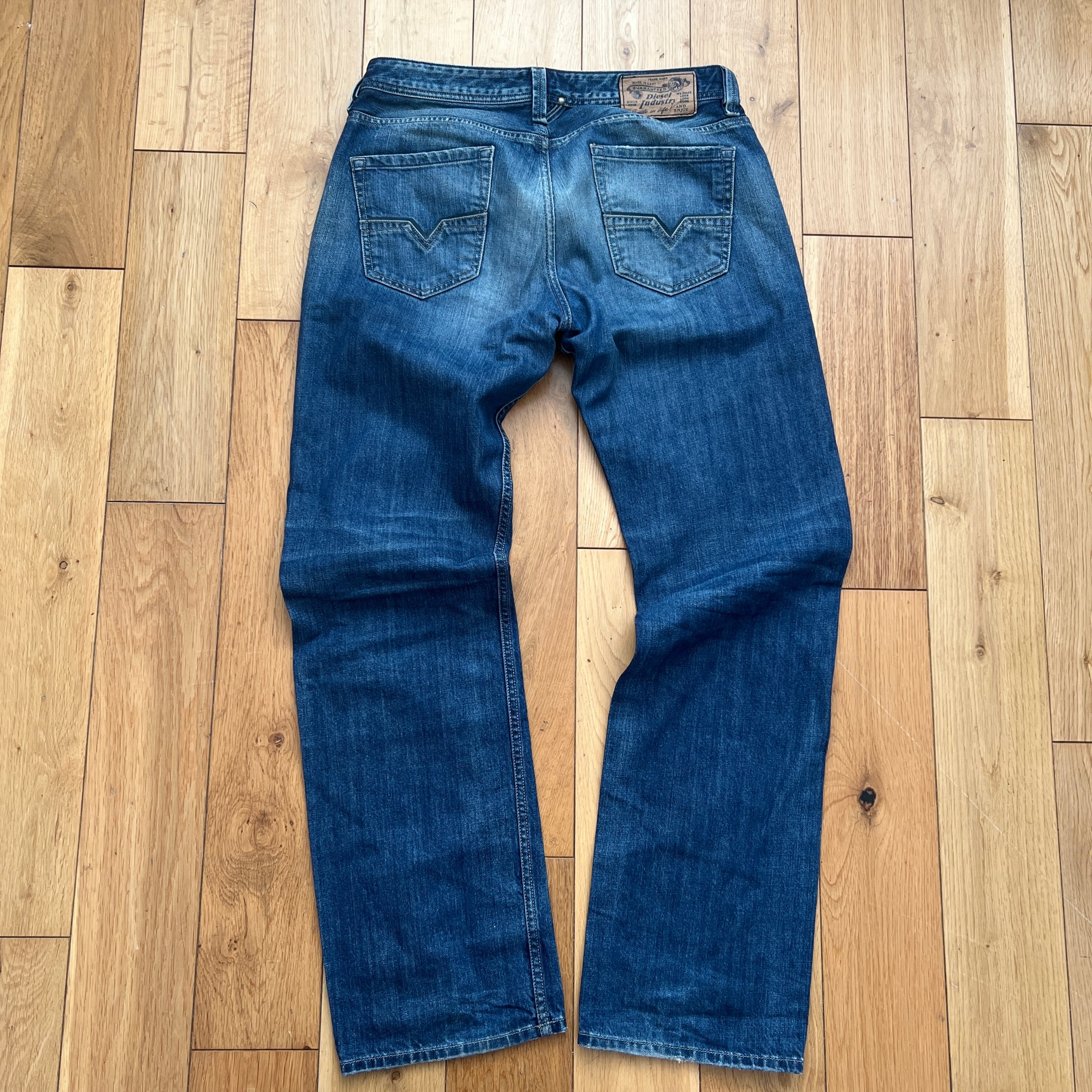 Diesel Larkee Jeans W33 L32 Mens Wash 008XR Regular Straight Denim Made In Italy image 6