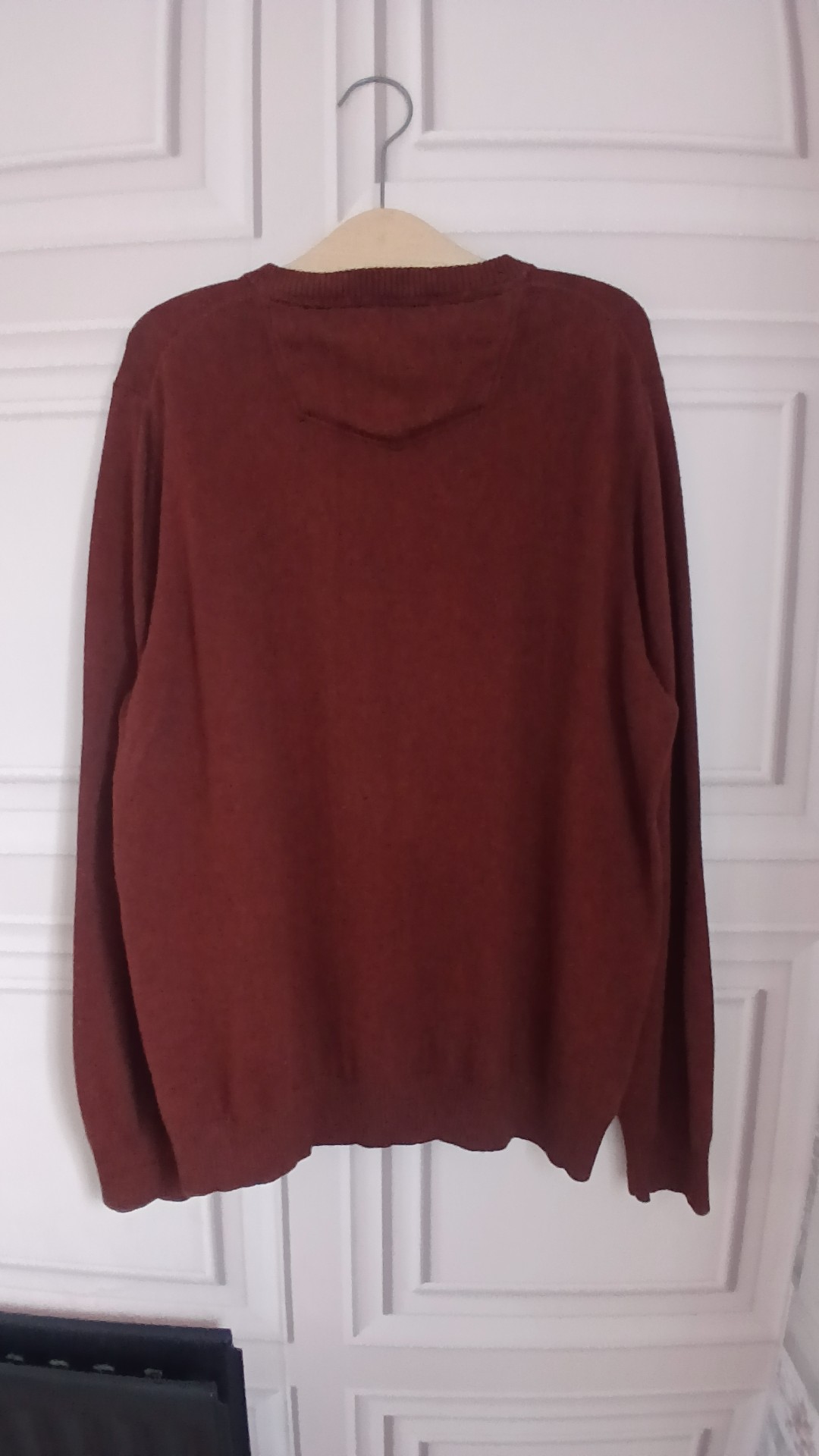 FatFace Dark Cinnamon Cotton Cashmere V-Neck Jumper XL image 3