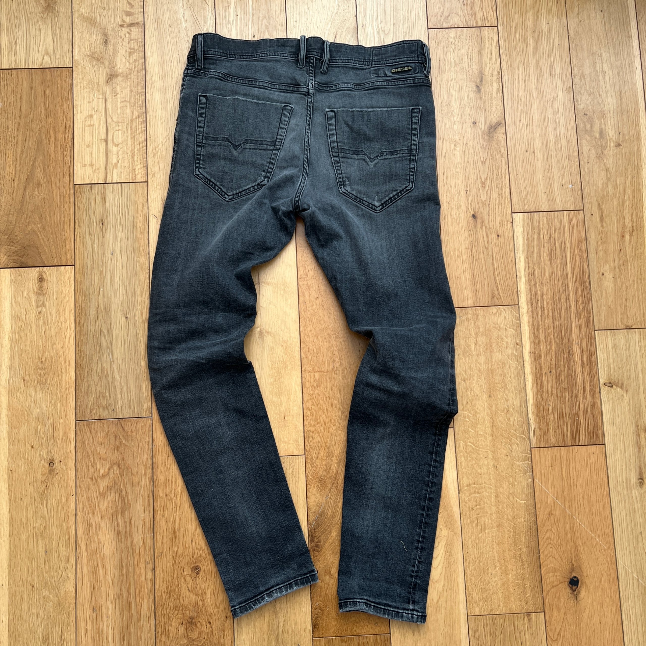 Diesel Tepphar Slim-Carrot Jeans W32 L32 Grey Black Distressed Denim image 3