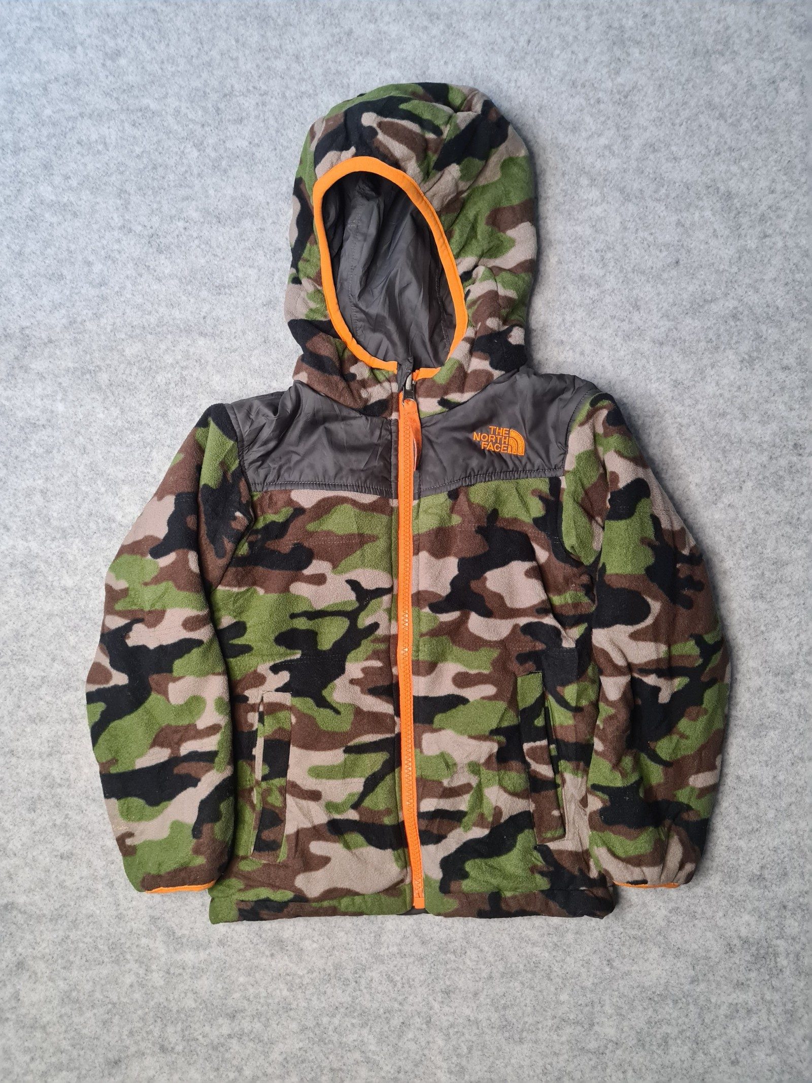 The North Face Kids Reversible Camouflage Fleece Jacket Age 4 1158