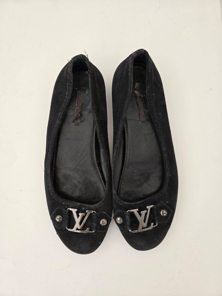 Louis Vuitton Dreamy Rose Womens Black Suede LV Logo Ballet Flats Sz 38