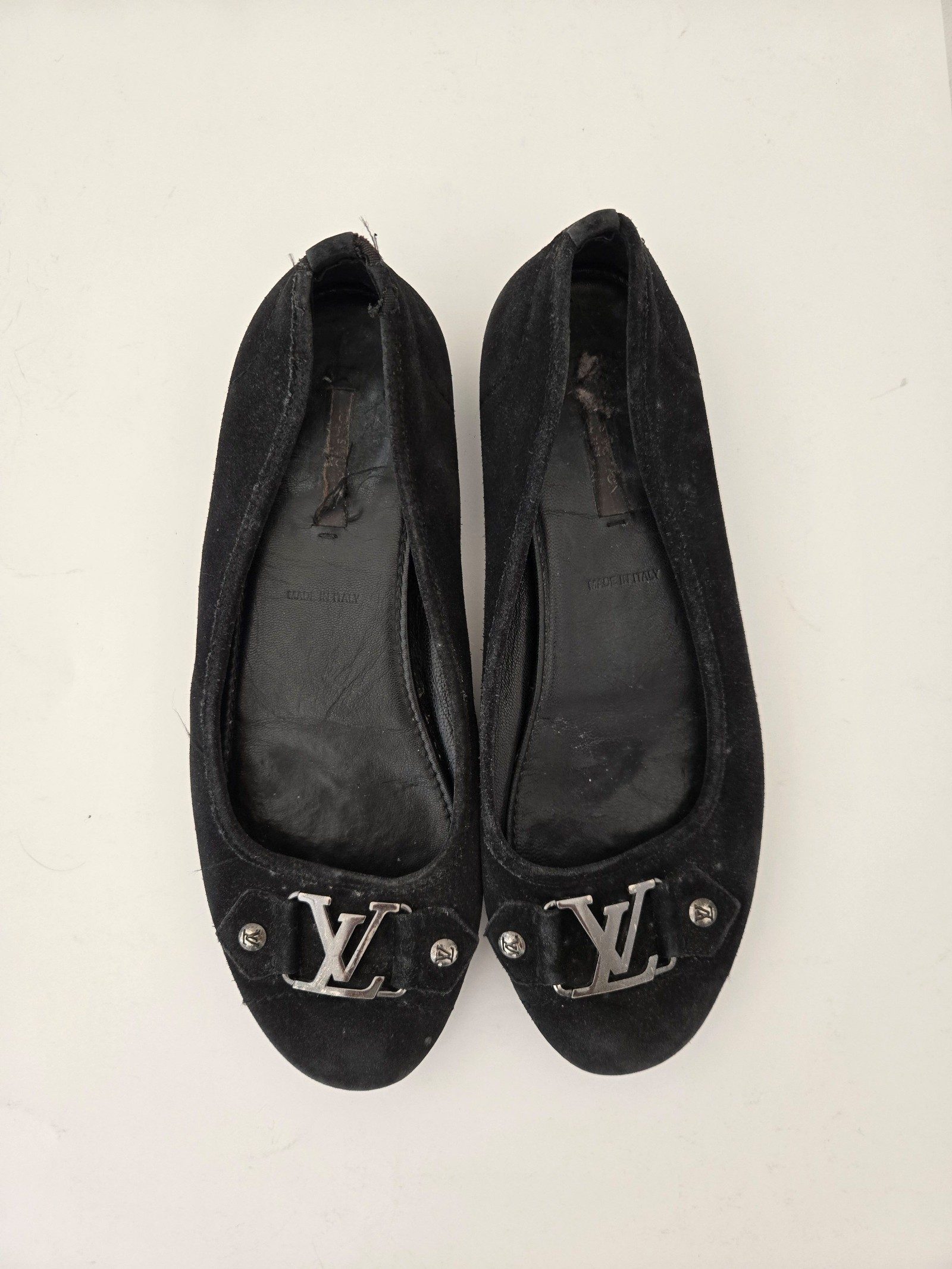 Louis Vuitton Dreamy Rose Womens Black Suede LV Logo Ballet Flats Sz 38