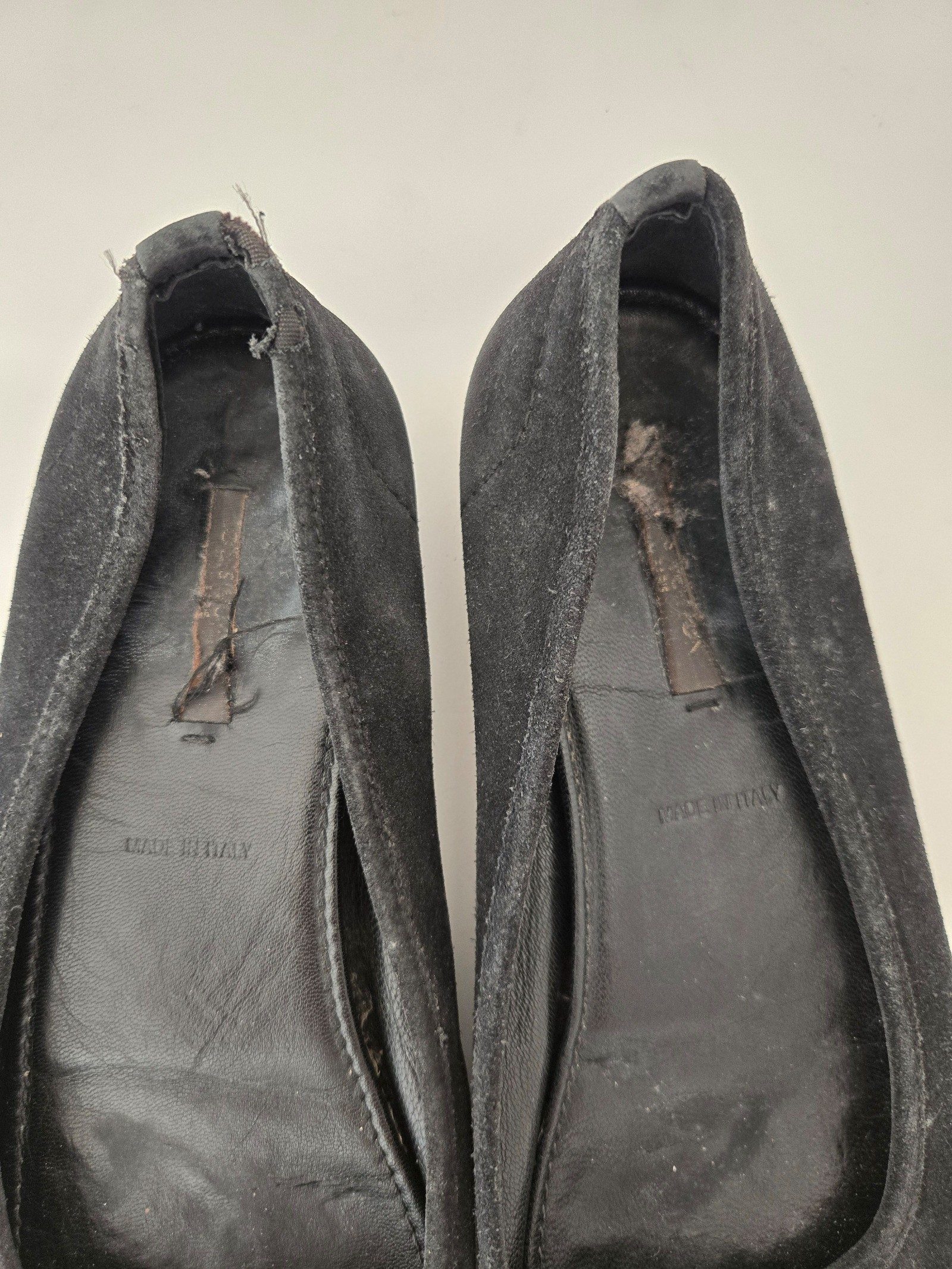 Louis Vuitton Dreamy Rose Womens Black Suede LV Logo Ballet Flats Sz 38 image 4