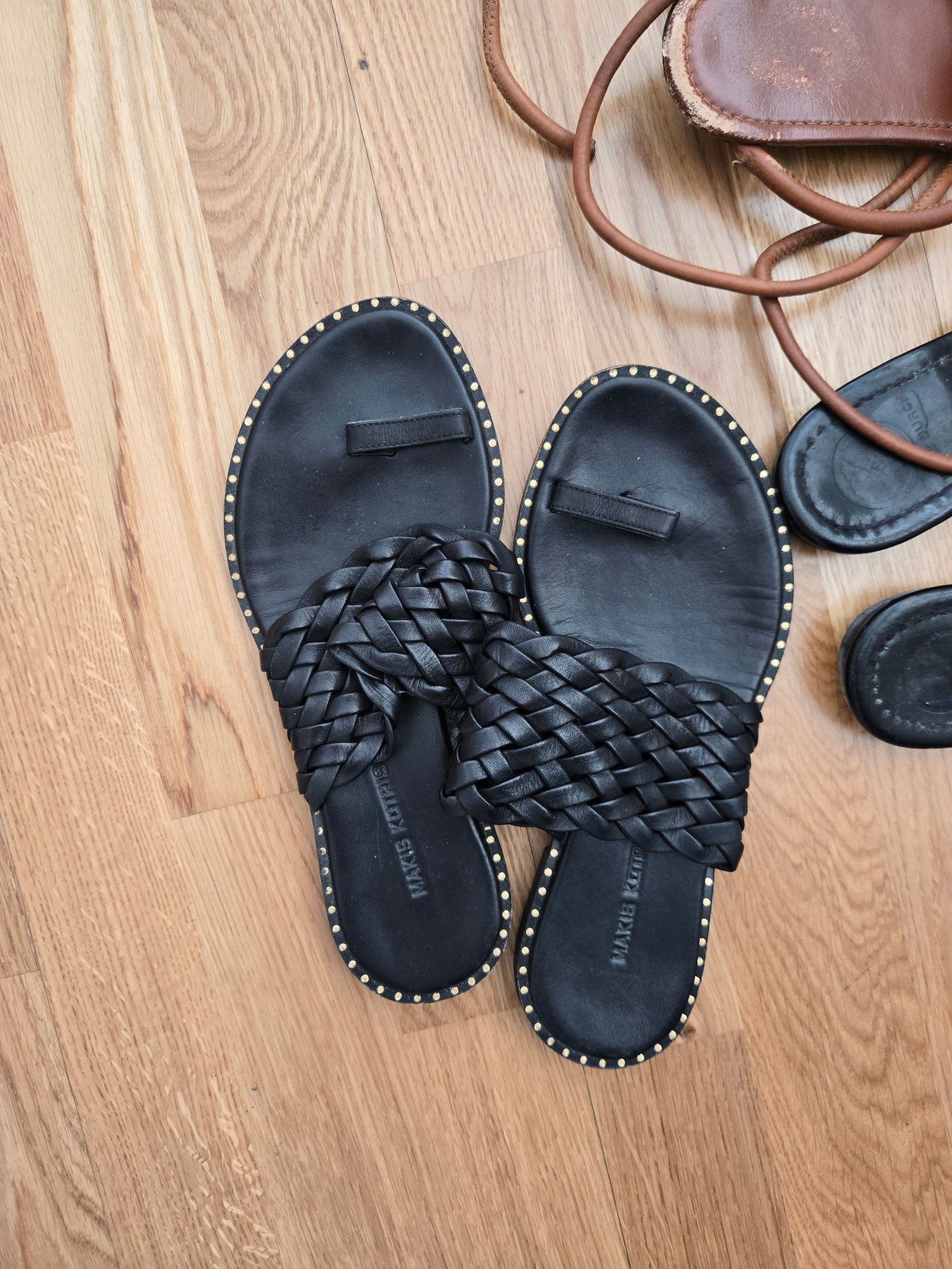 Makis Kotris Womens Black Leather Braided Studded Flat Sandals Size 38