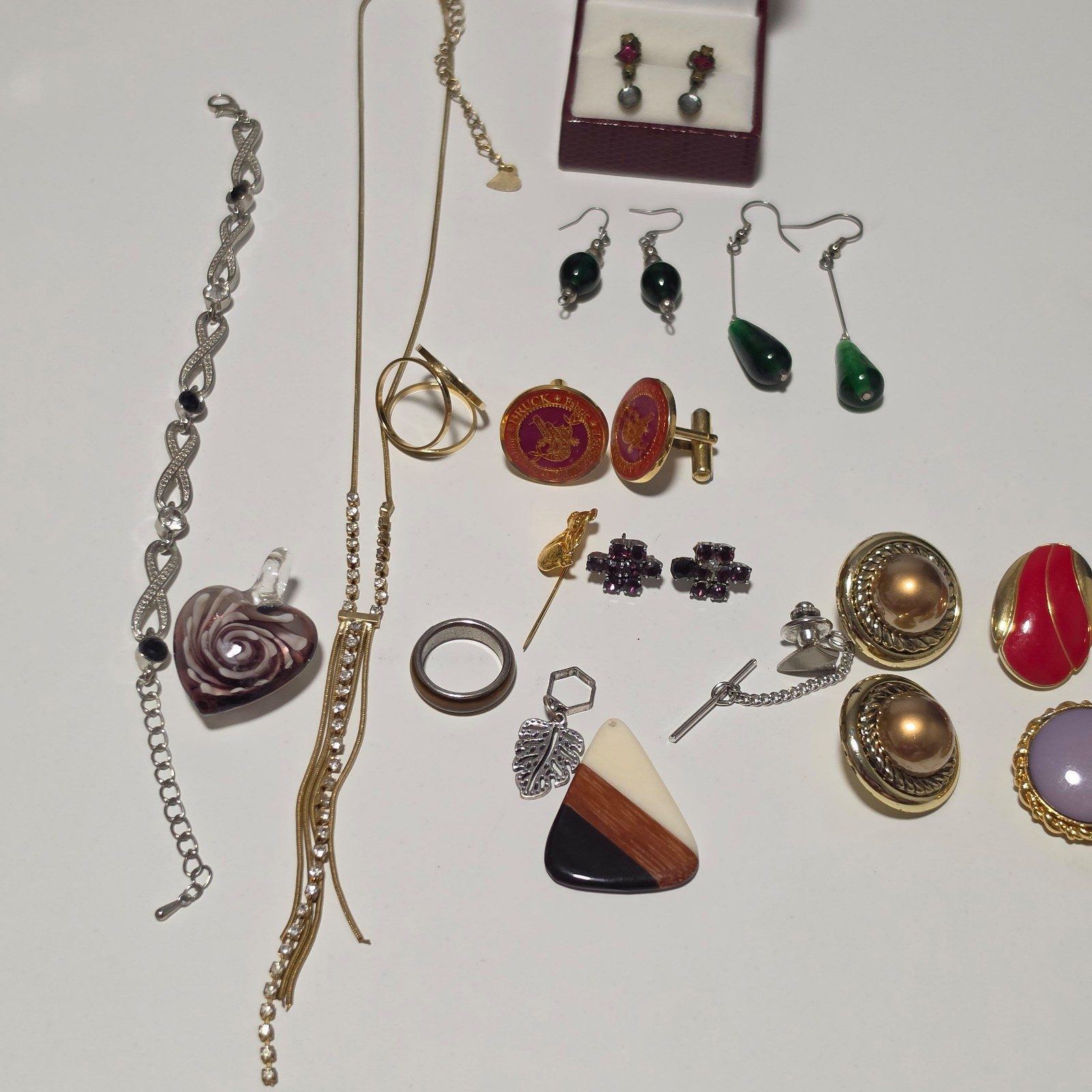 Mixed Vintage & Modern Costume Jewelry Lot .b8 image 2