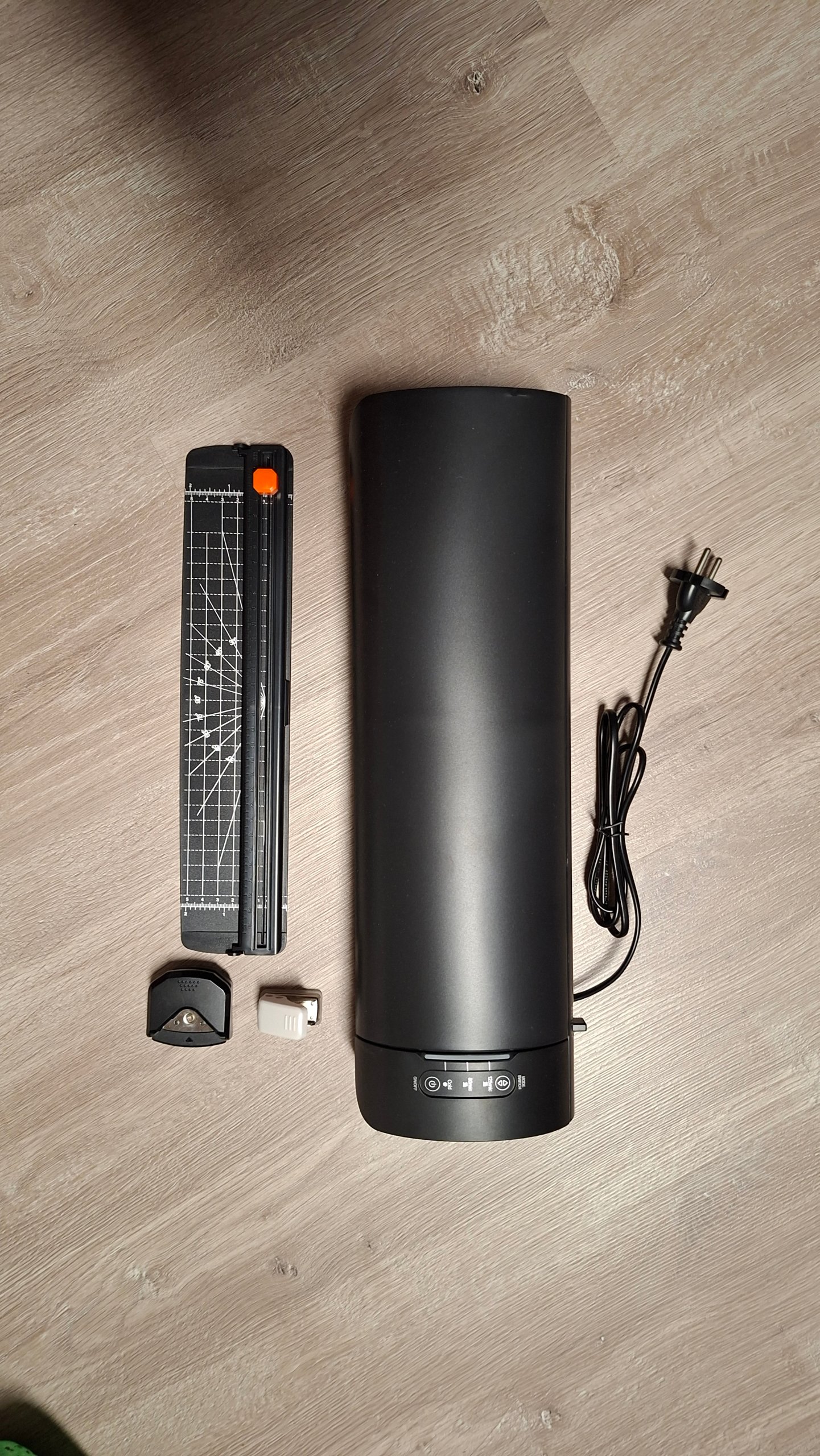 Schwarz Laminiergerät mit Zubehör DIN a3 *NEU*