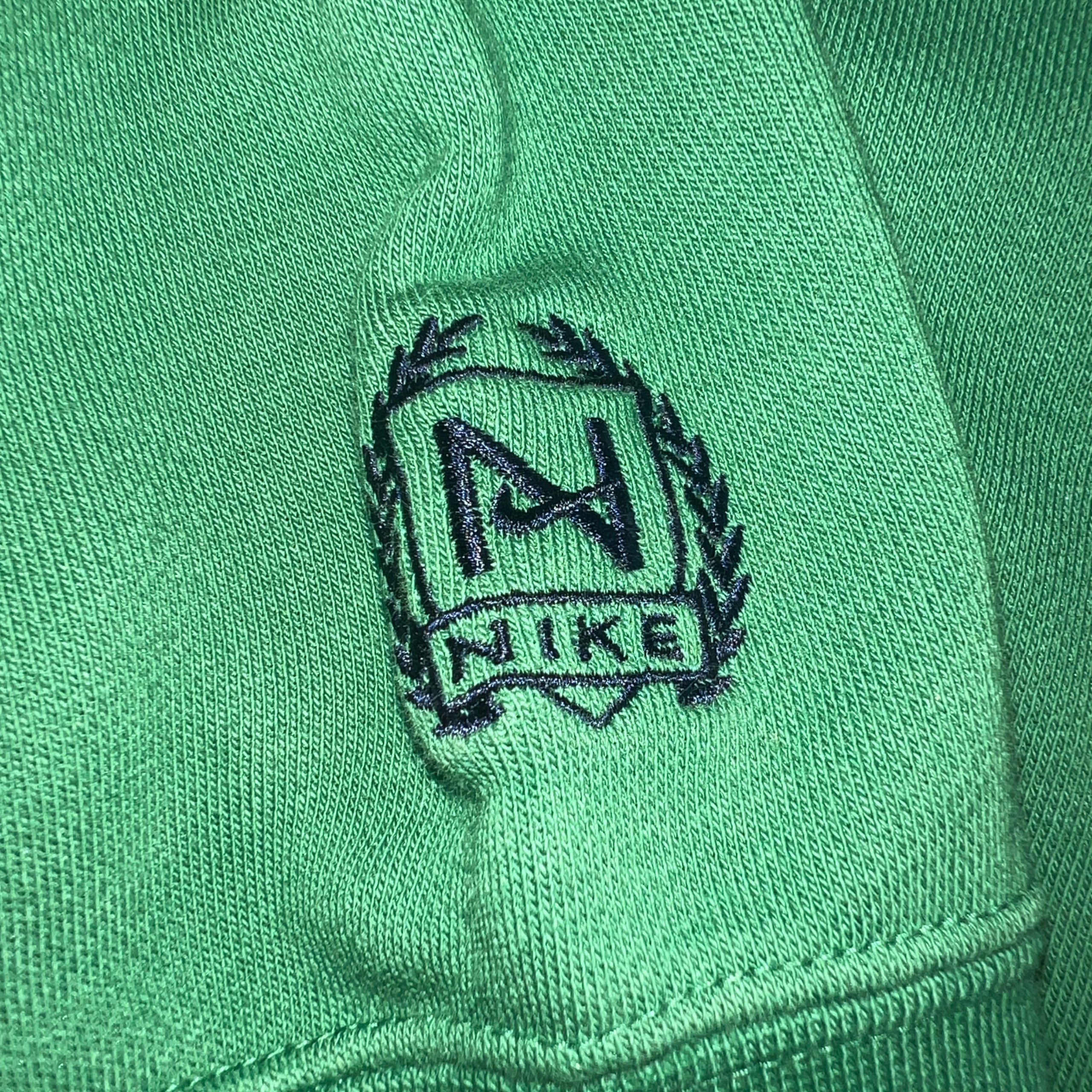 Nike Y2K Style Center Oval Logo Sweatshirt Green Men's Medium Crewneck FZ4728-399 image 5