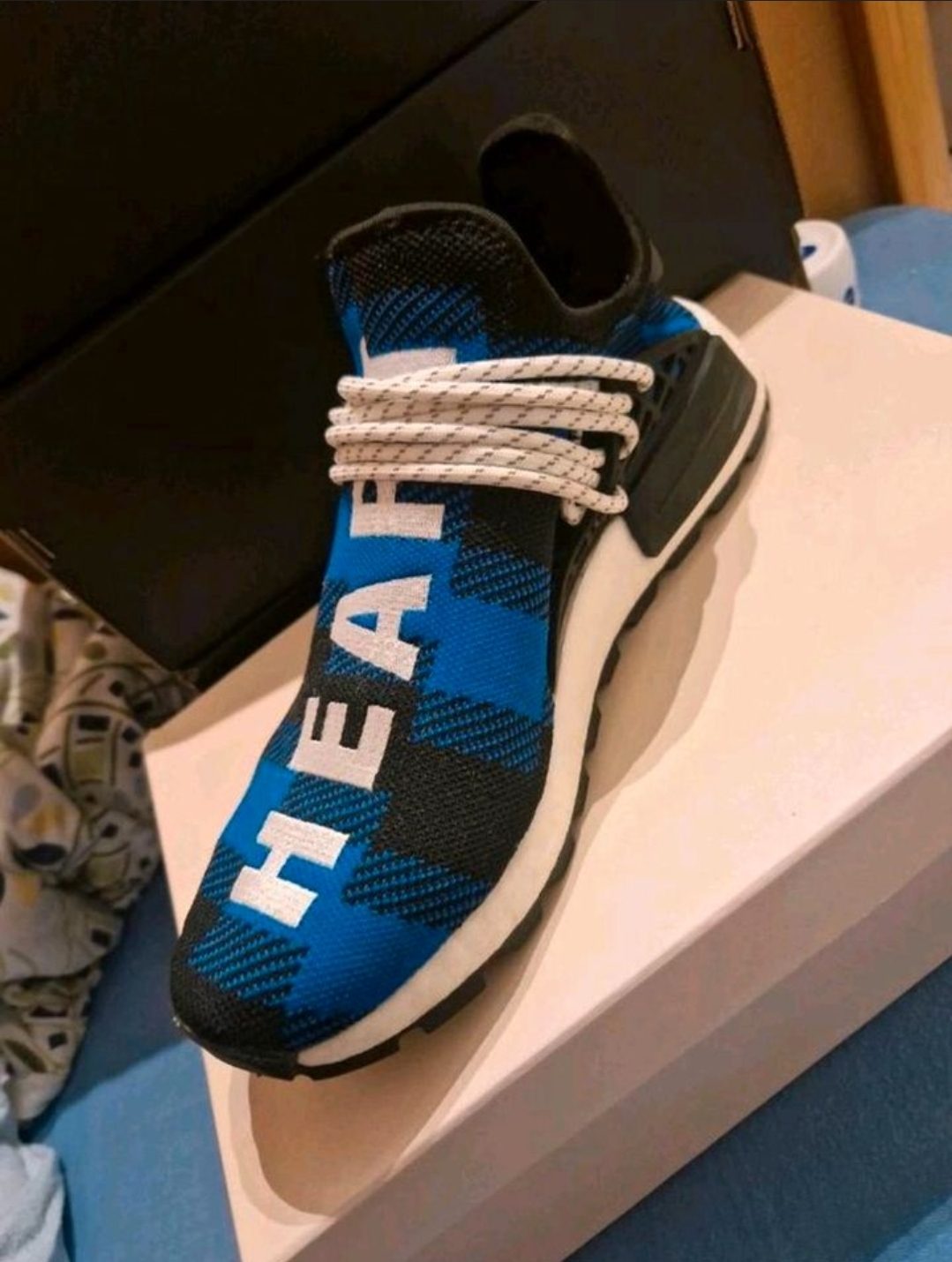 Adidas NMD Hu BBC X Pharrell Sneakers US 9,5 image 5