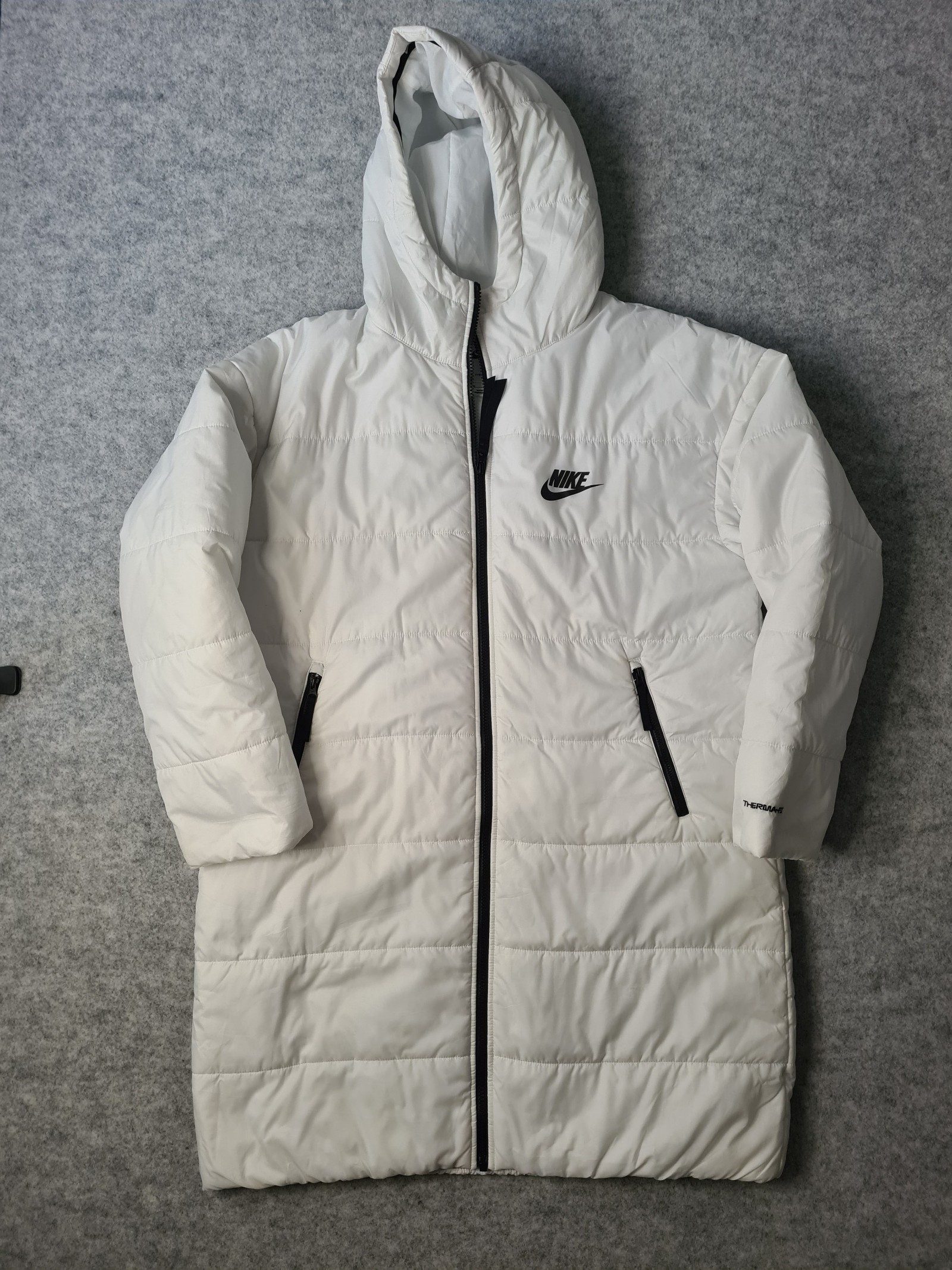 Nike White Puffer Coat Therma-Fit Hooded Women’s Medium