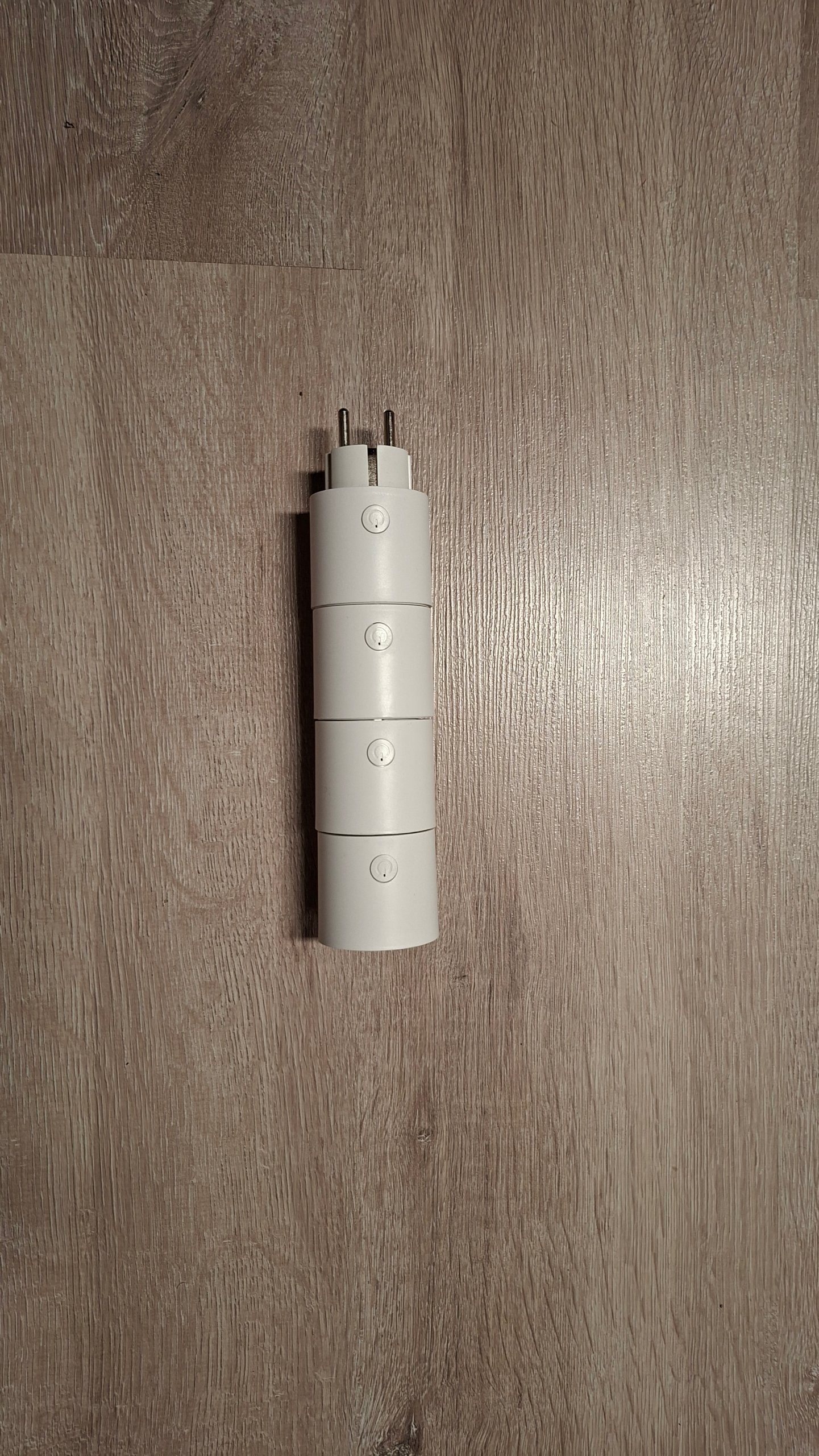 Smart Steckdosenadapter 4er-Set Weiß mit Einzelschaltern APP-Steuerbar image 2