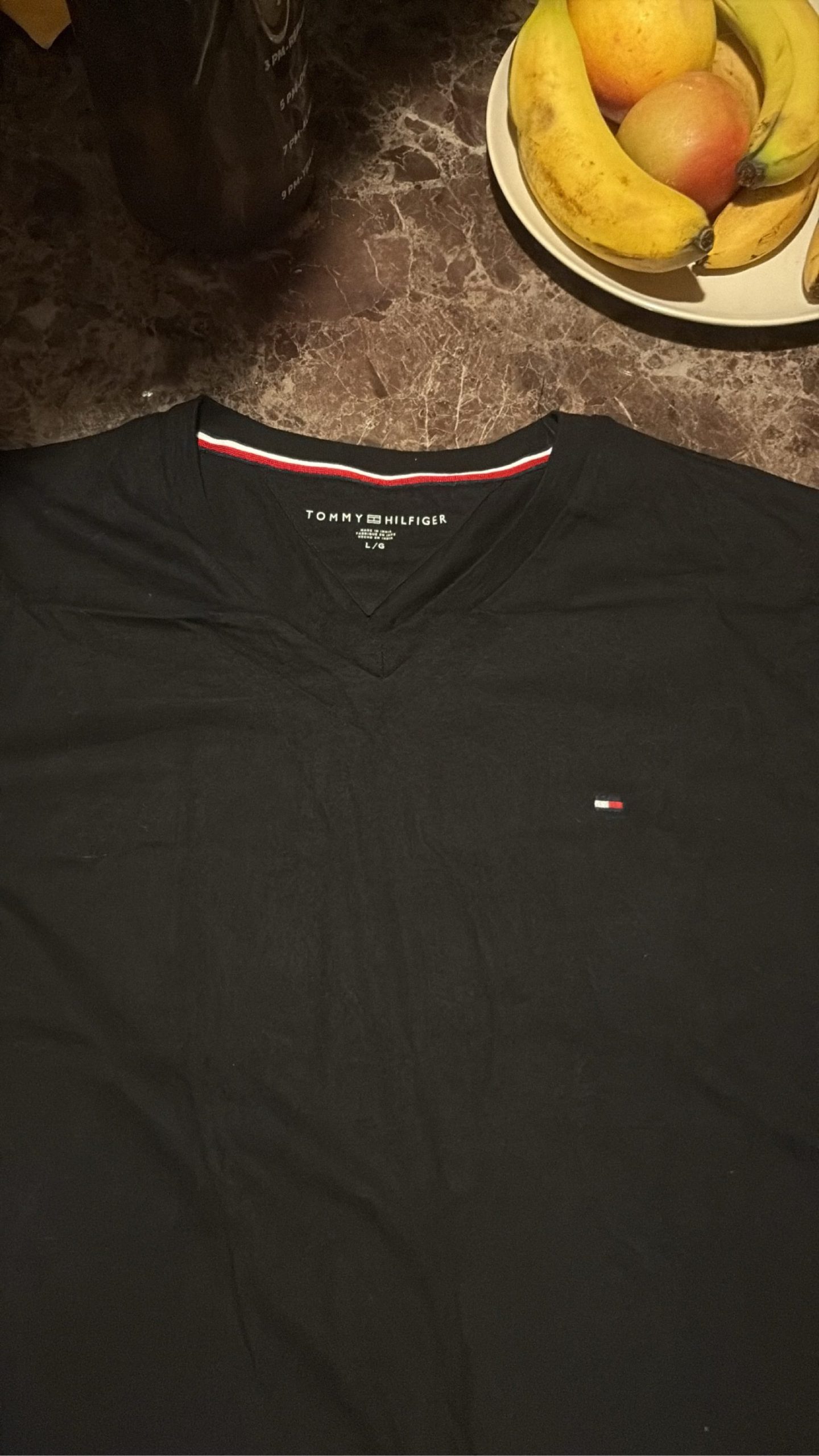 Tommy Hilfiger Men's Black V-Neck T-Shirt Large