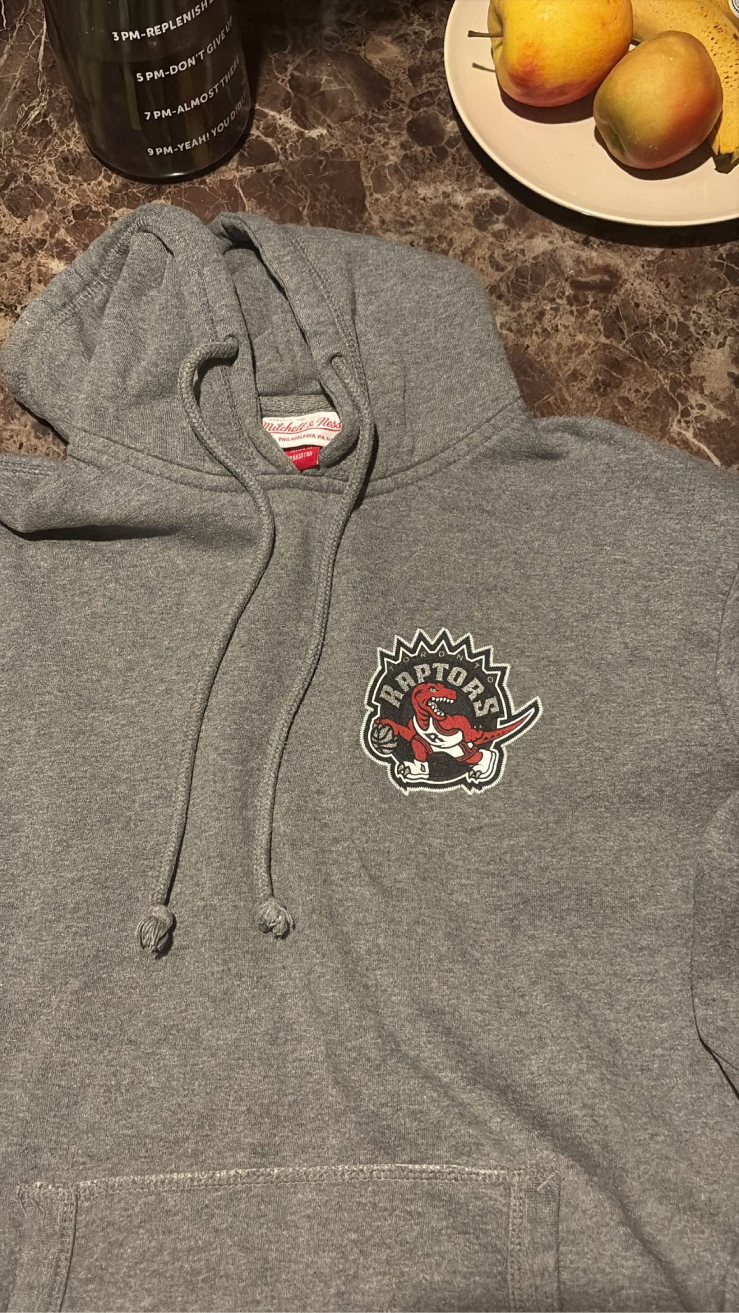 Mitchell & Ness Grey Toronto Raptors Hoodie Large