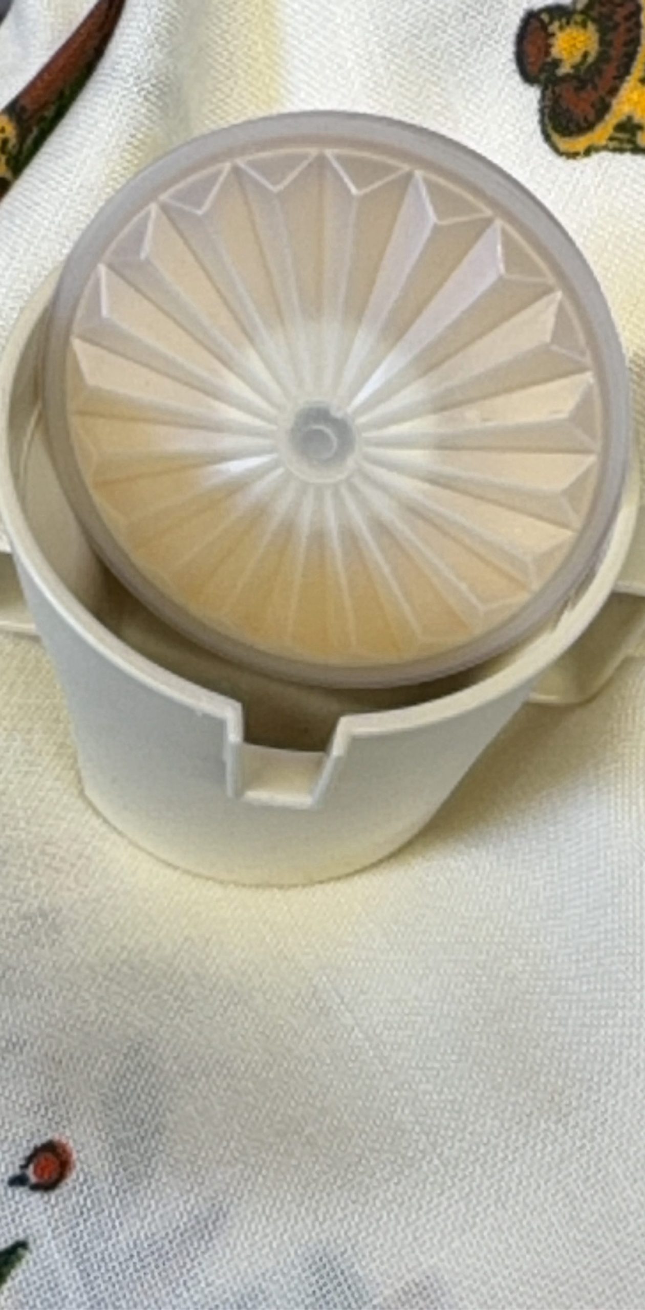Tupperware Beige & Yellow Retro Sugar Bowl with Lid image 3