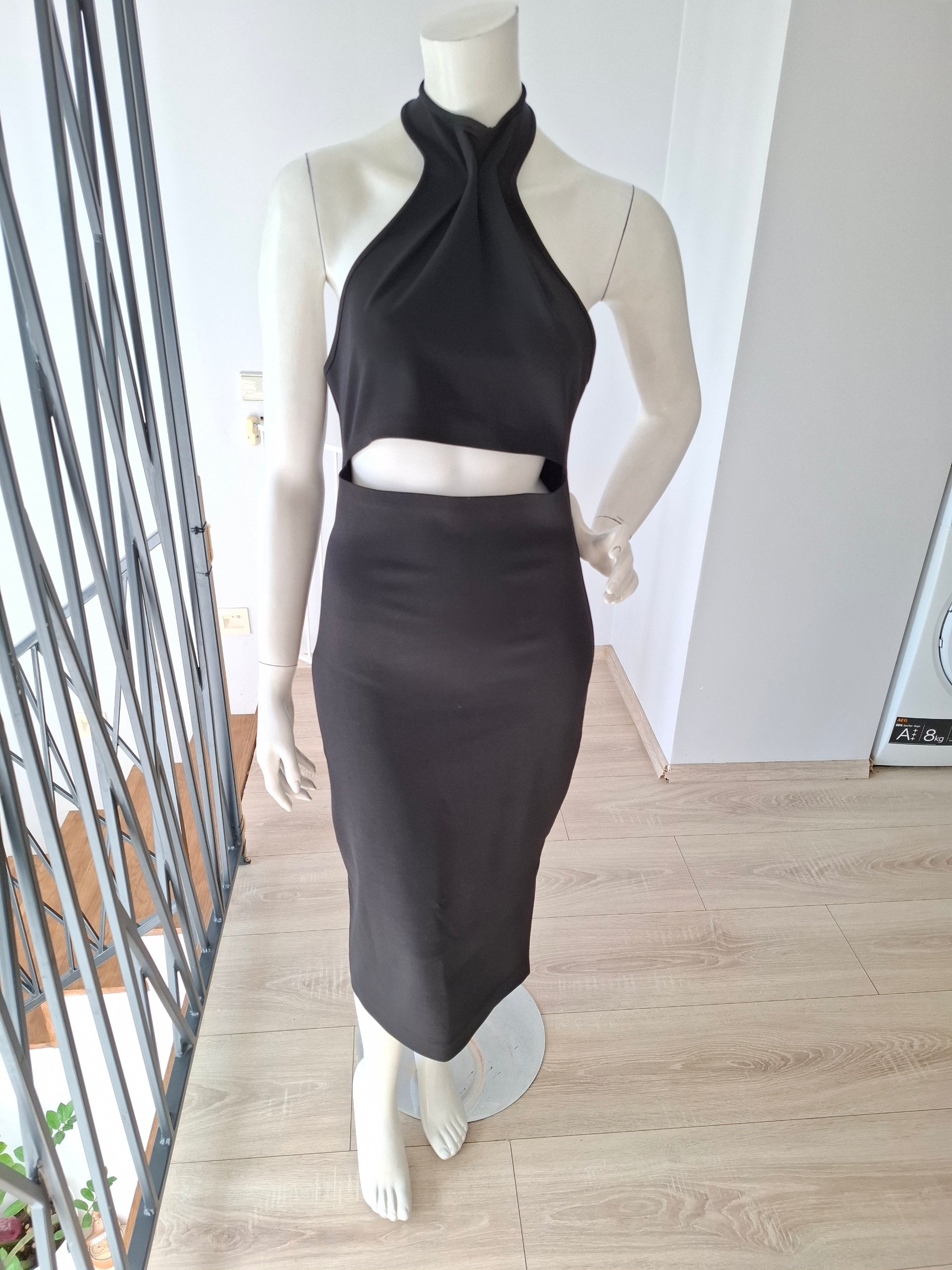 New GAUGE81 Black Abile Cut-Out Halter Midi Dress Size L image 5
