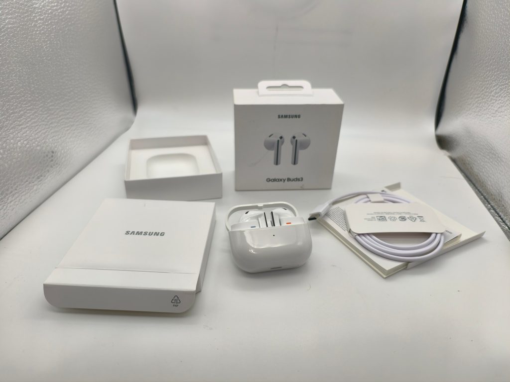 Samsung Galaxy Buds3 SM-R530 Bianchi Bluetooth Cuffie Wireless Auricolari Custodia Cavo Scatola