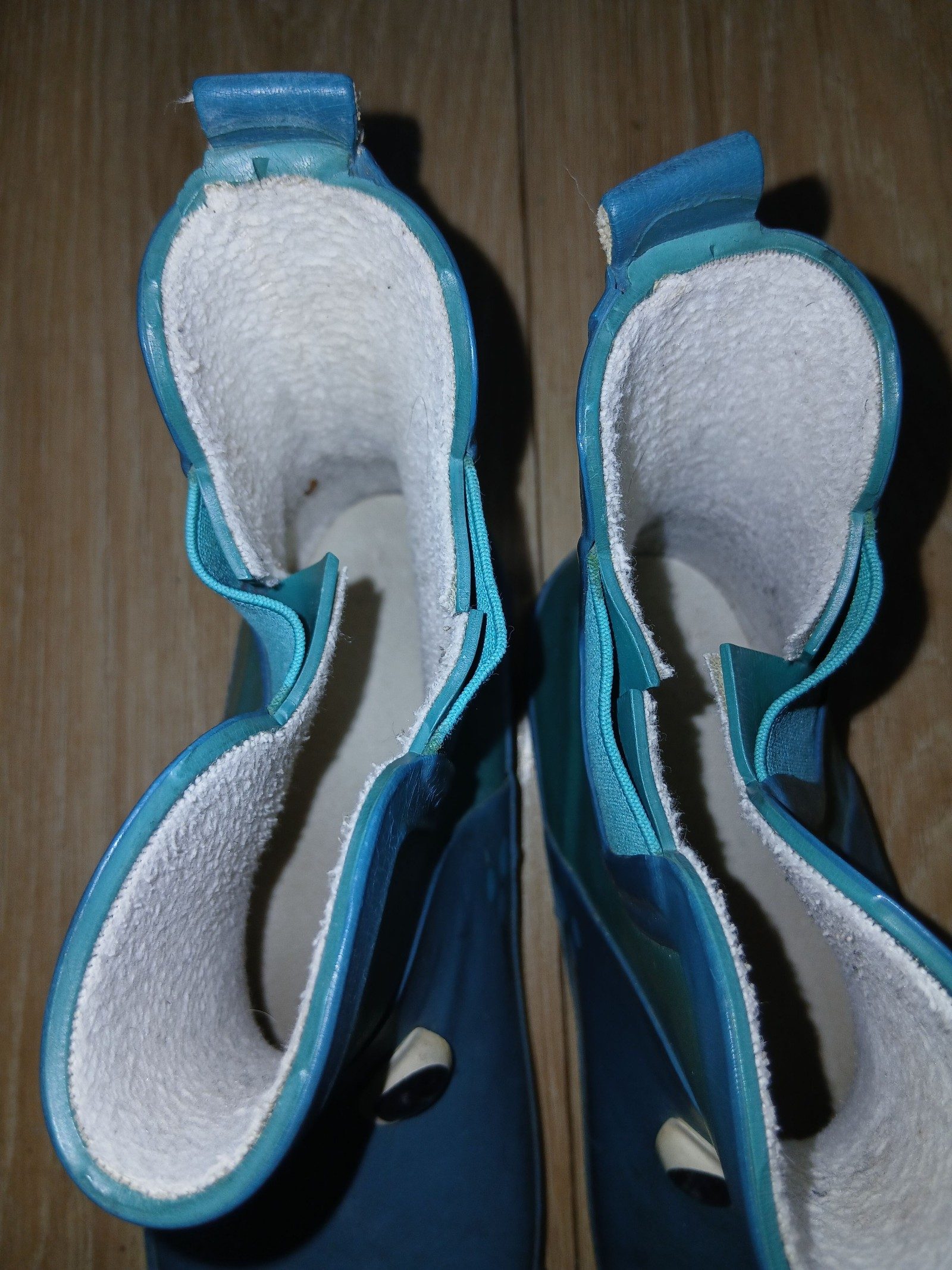 Crocs Blue Kids Dinosaur Clog Boots UK 12 Waterproof image 2