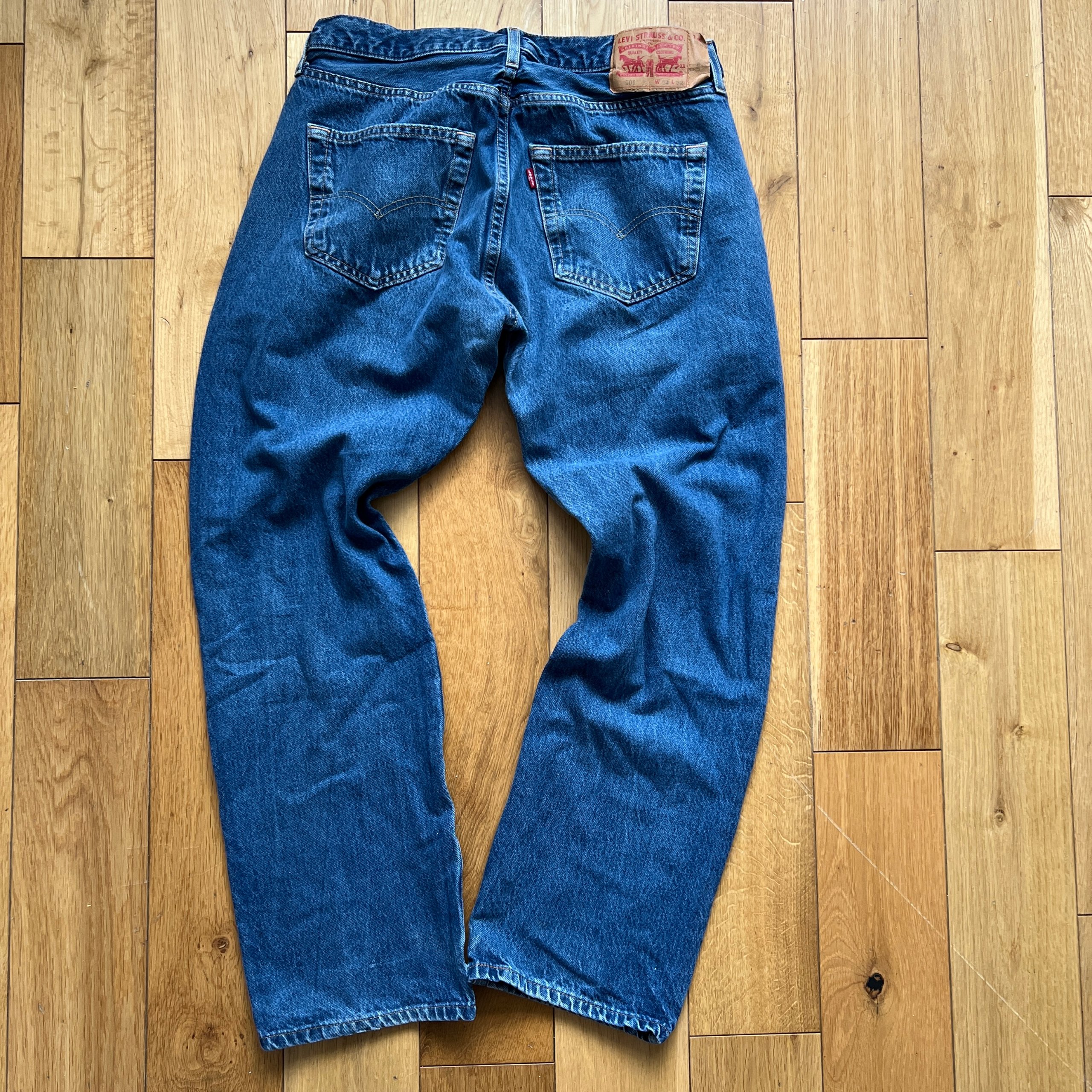 Vintage Levis 501 Blue Denim Jeans Mens W34 L32 Straight Leg Button Fly Made in Poland image 4