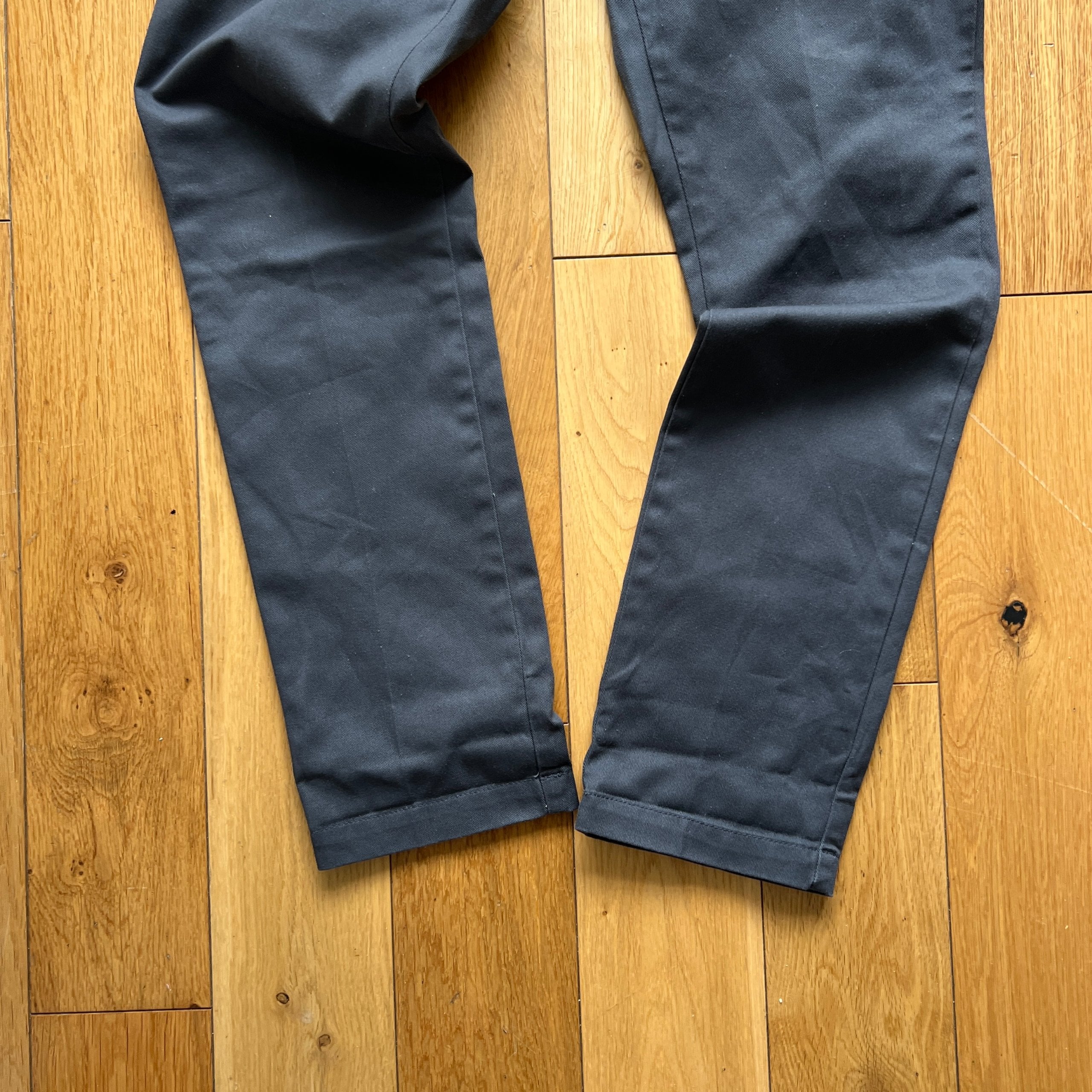 Dickies Slim Fit Work Pants Men's W30 L32 Charcoal Grey Chino Trousers WP872 image 4