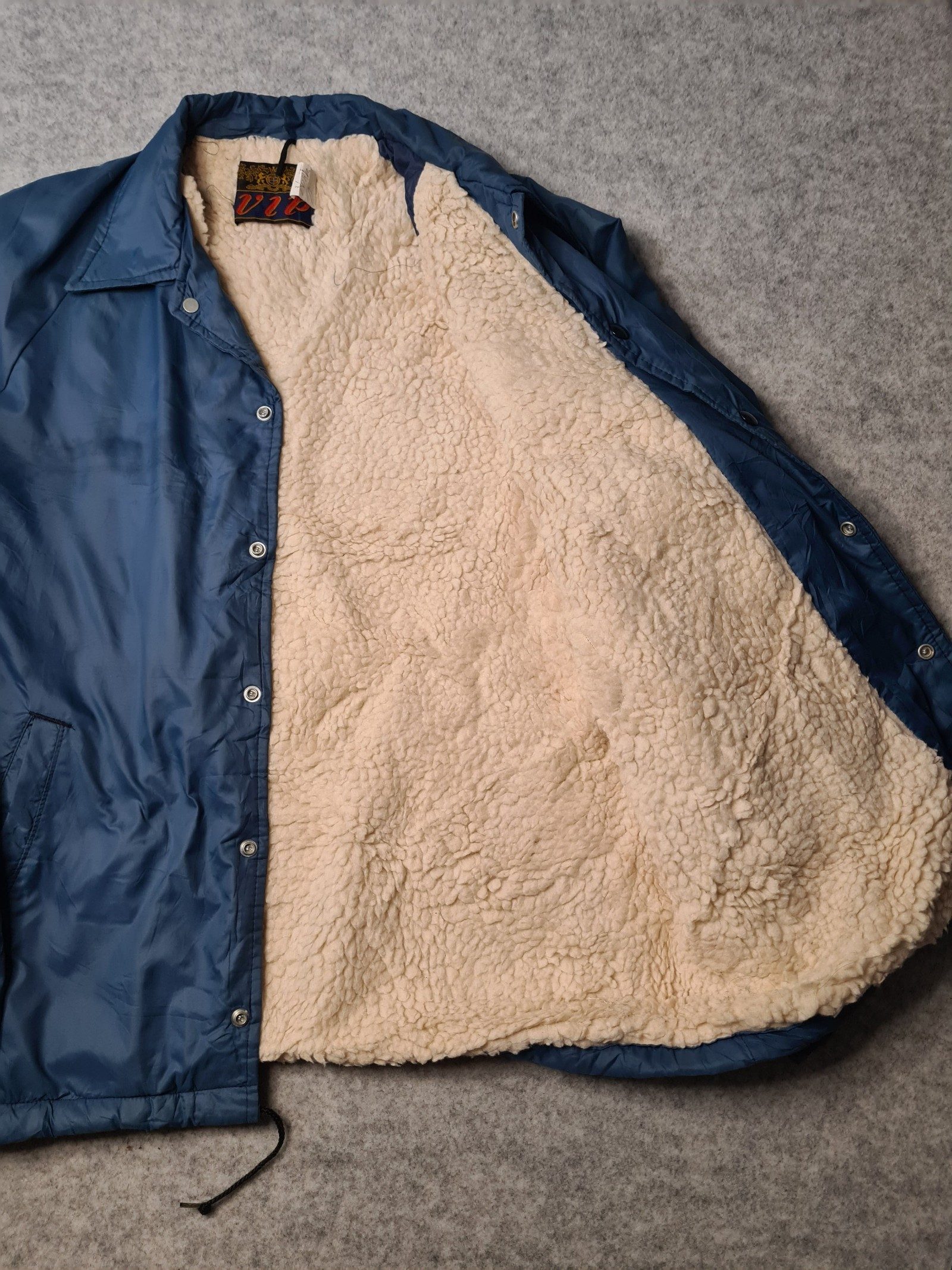 Vintage VIP Sportswear Blue Nylon Sherpa-lined Coach Jacket Size Medium 1156 image 4