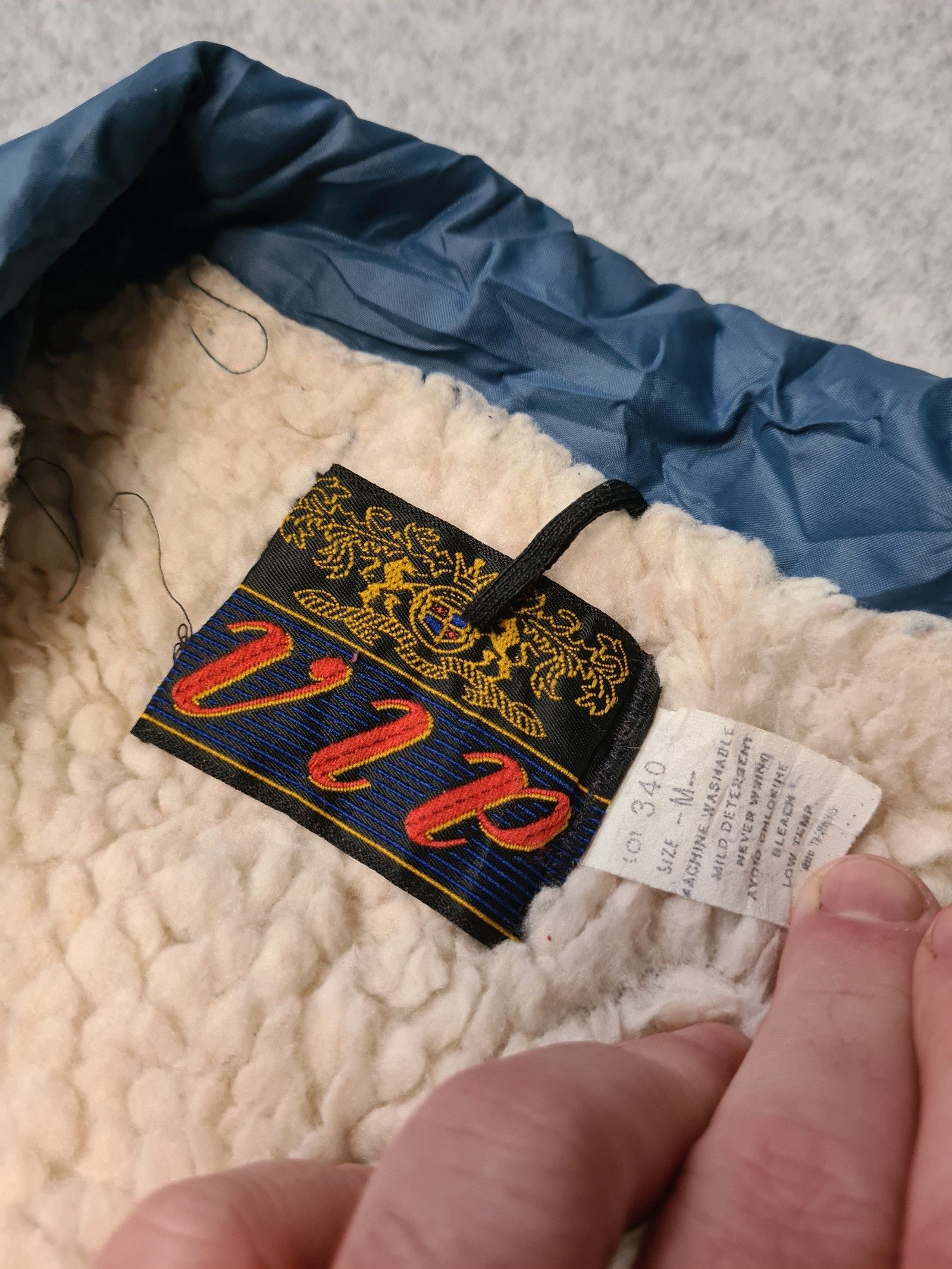 Vintage VIP Sportswear Blue Nylon Sherpa-lined Coach Jacket Size Medium 1156 image 5