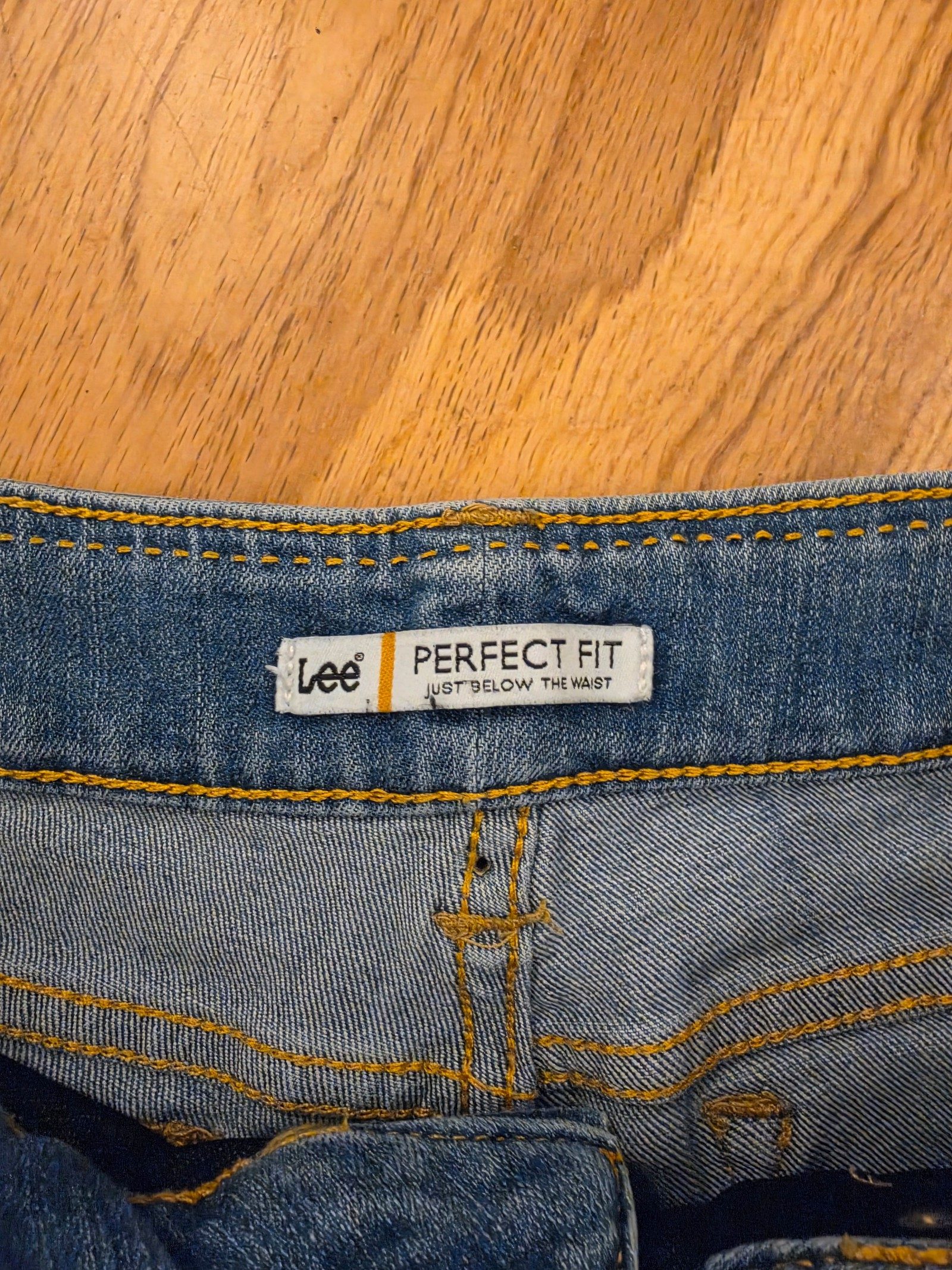 Lee Y2K Embroidered Women's Blue Denim Perfect Fit Jeans Size 10 image 4