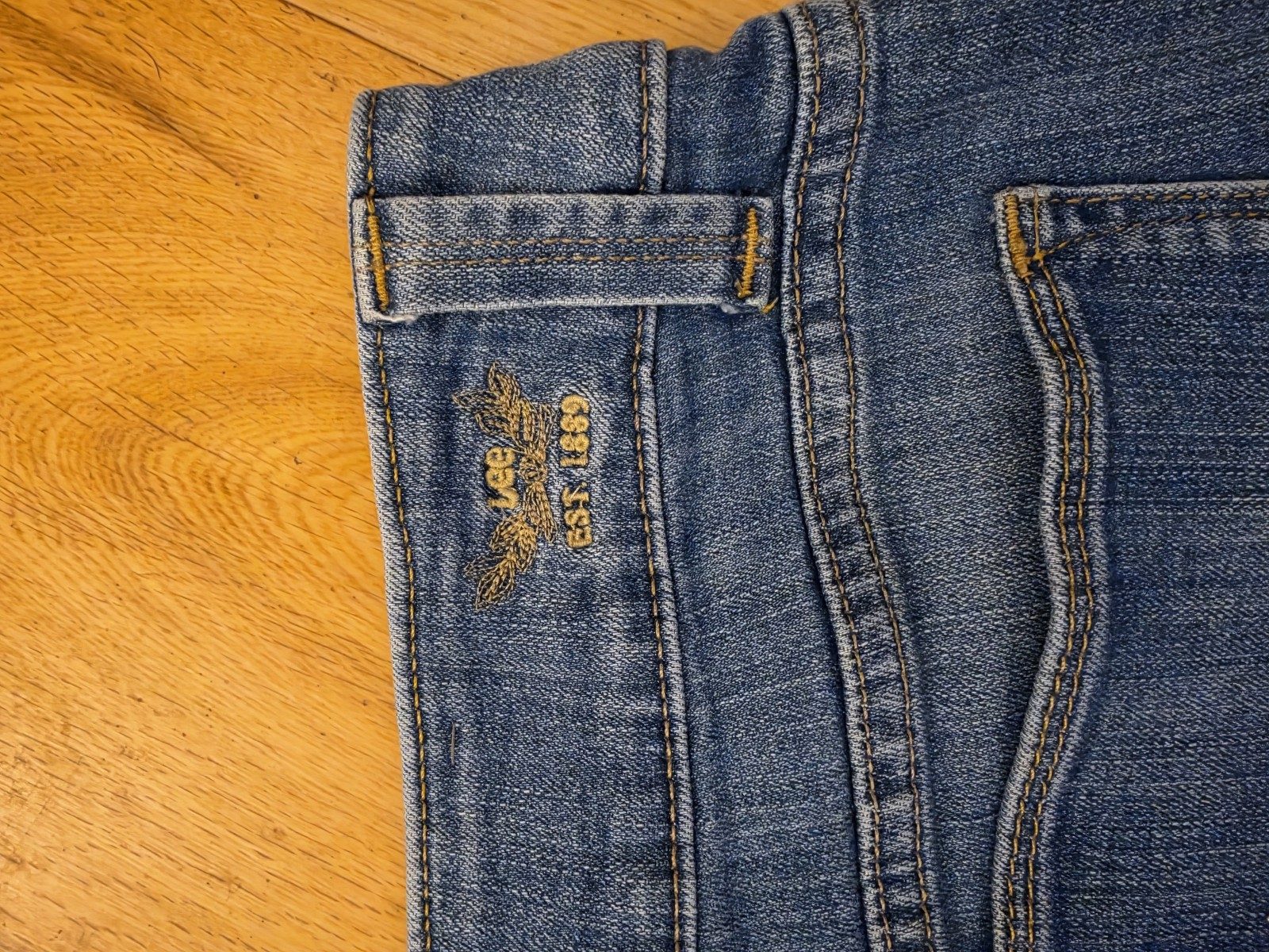 Lee Y2K Embroidered Women's Blue Denim Perfect Fit Jeans Size 10 image 8