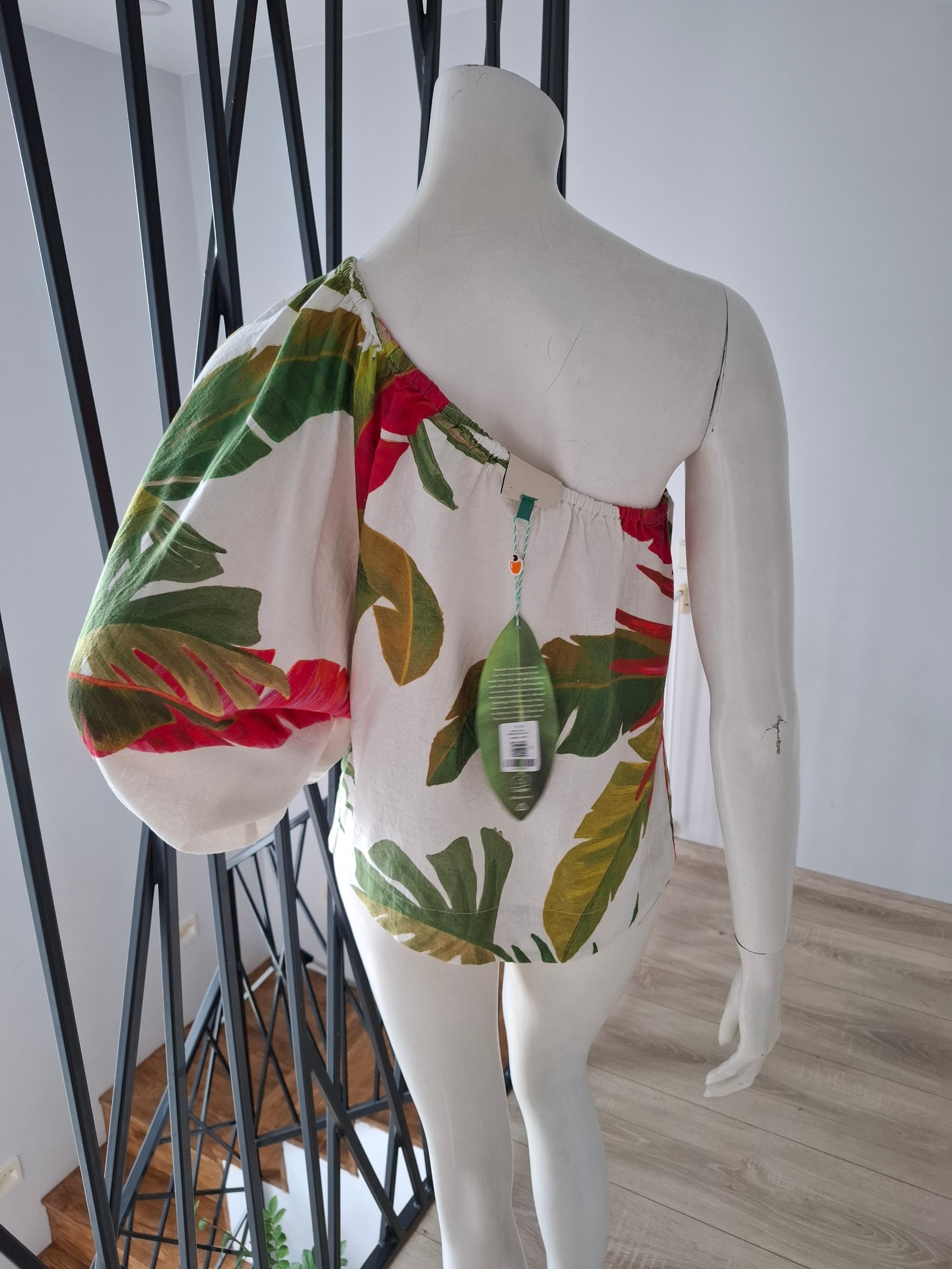 New Farm Rio Spring Forest Embroidered Toucan One Shoulder Blouse Size XS image 7