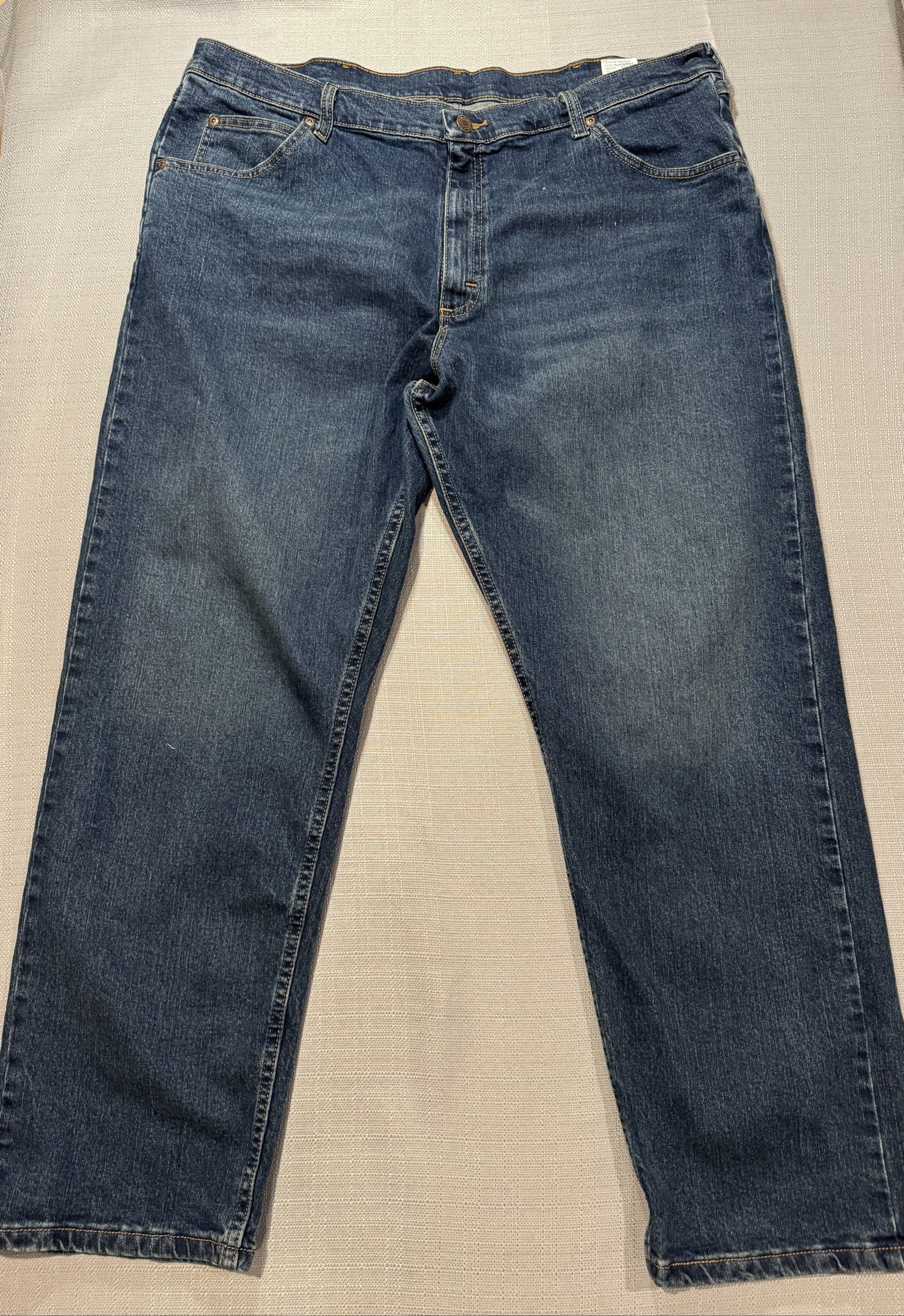 Men's Wrangler Blue Denim Jeans Classic Fit - Dark Blue - 40x30