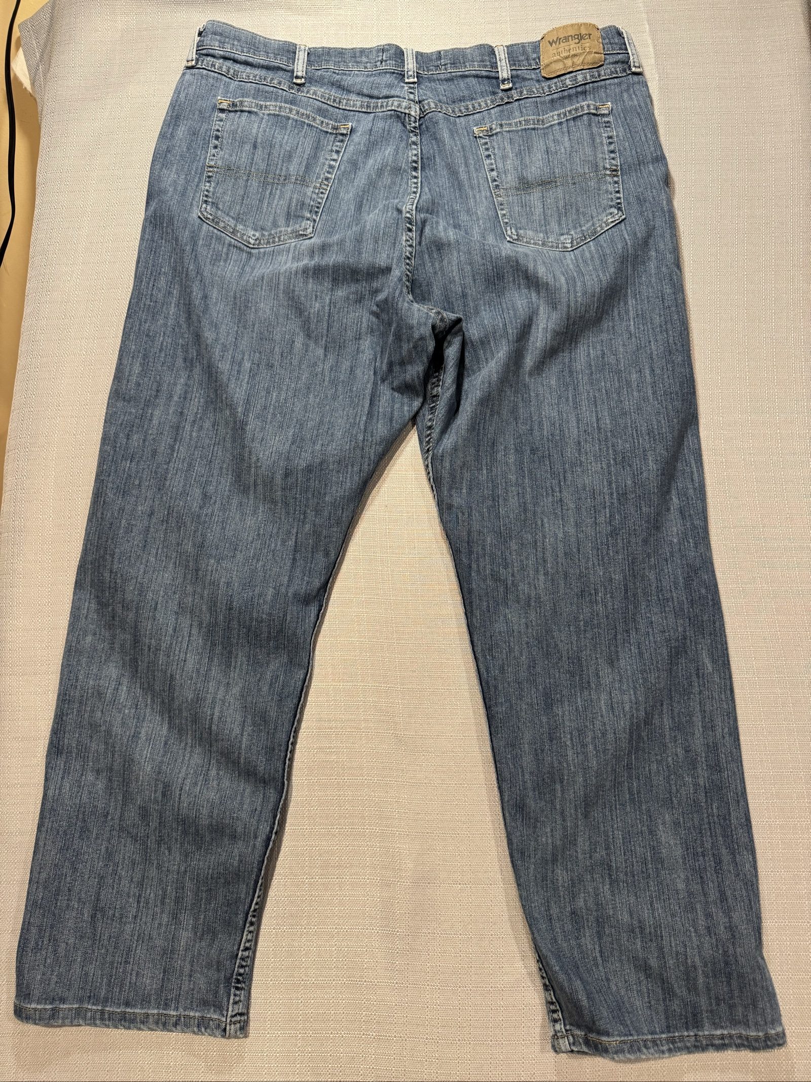 Men’s Wrangler Authentics Relaxed Fit Jeans – Medium Wash Blue – 40x30 image 6
