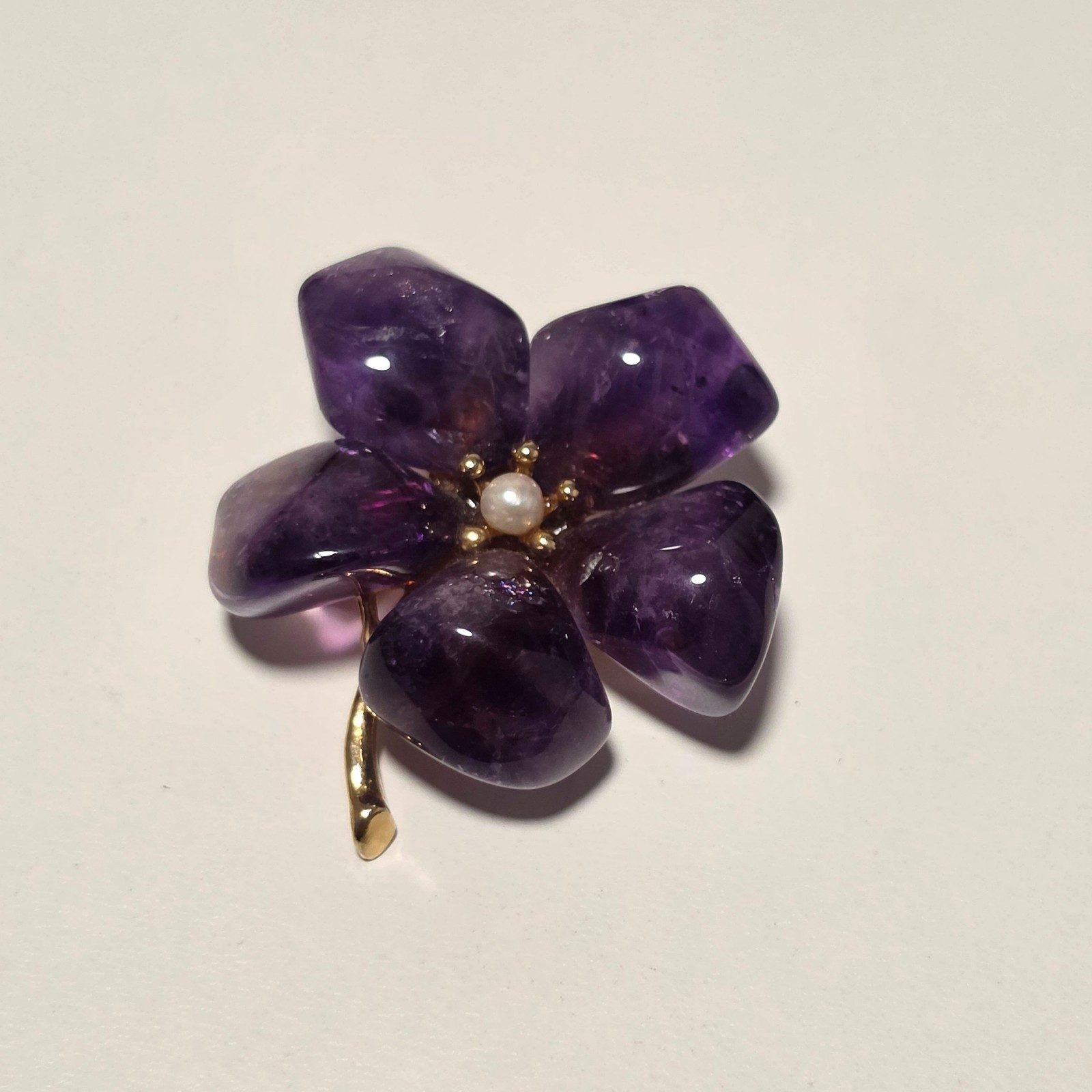 Vintage Purple Flower Amethyst & Pearl Brooch Gold Tone.b8