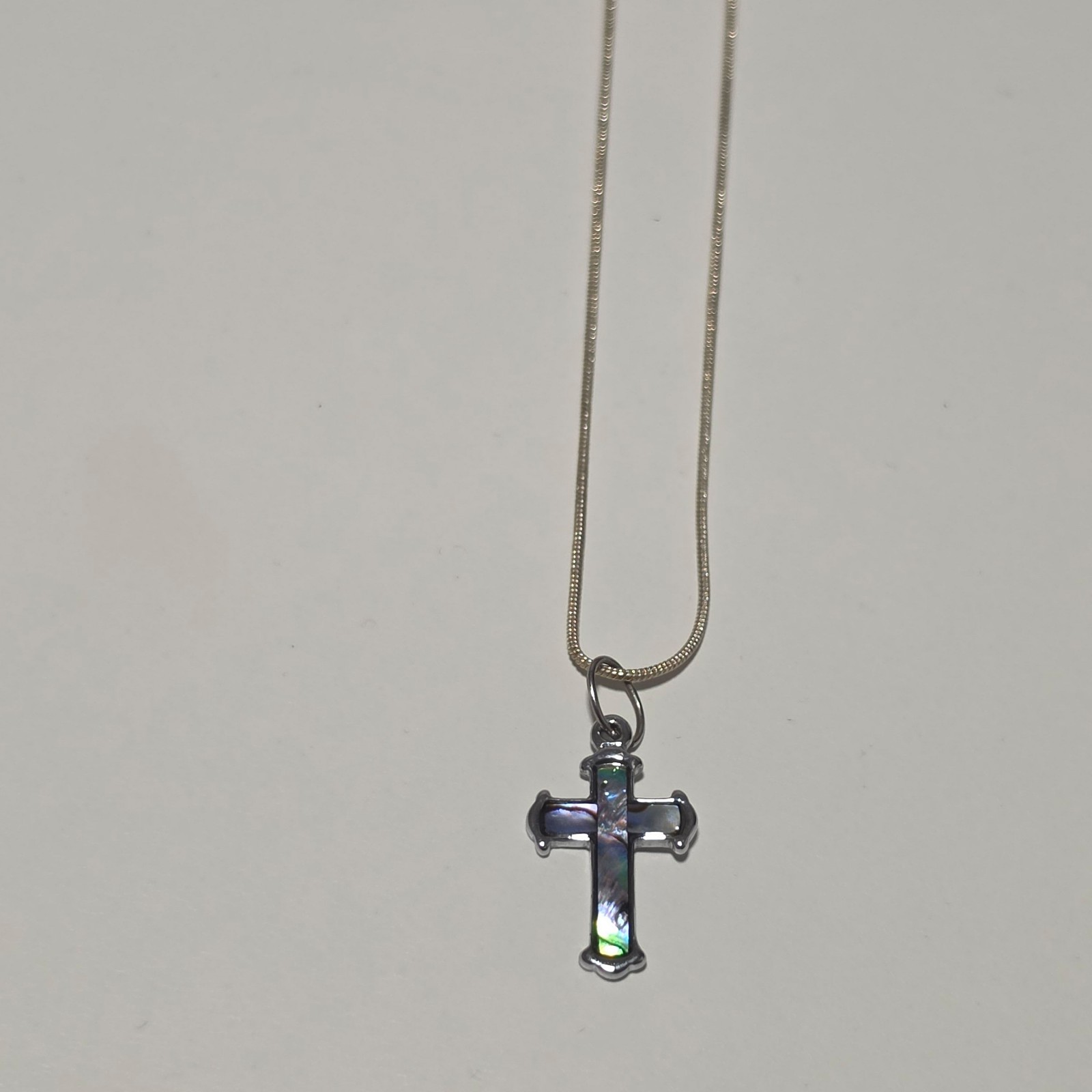 925 Silver Iridescent Abalone Cross Pendant Necklace .b8 image 2