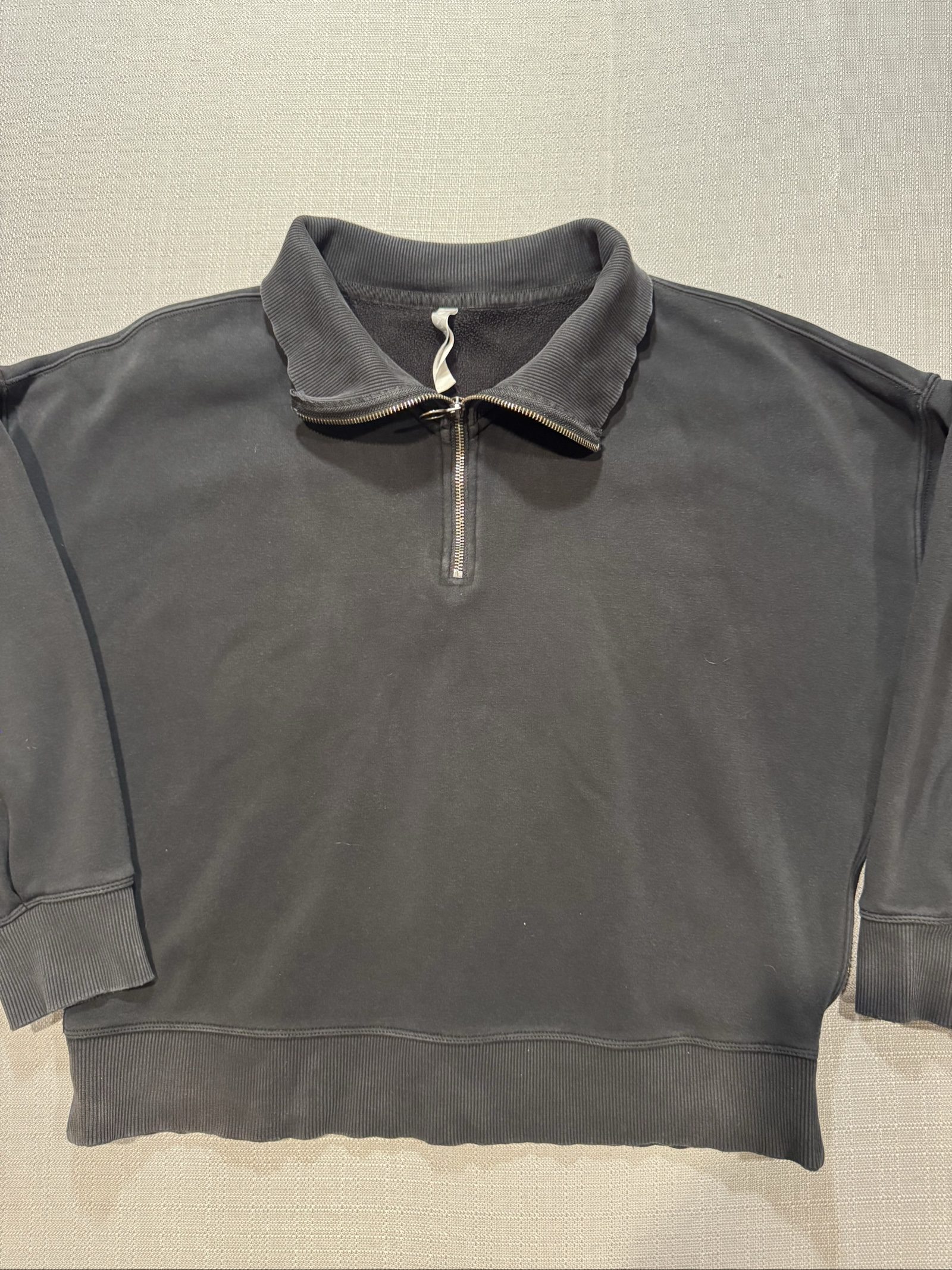 Women’s Athleta Quarter Zip Pullover Sweatshirt – Black – Medium