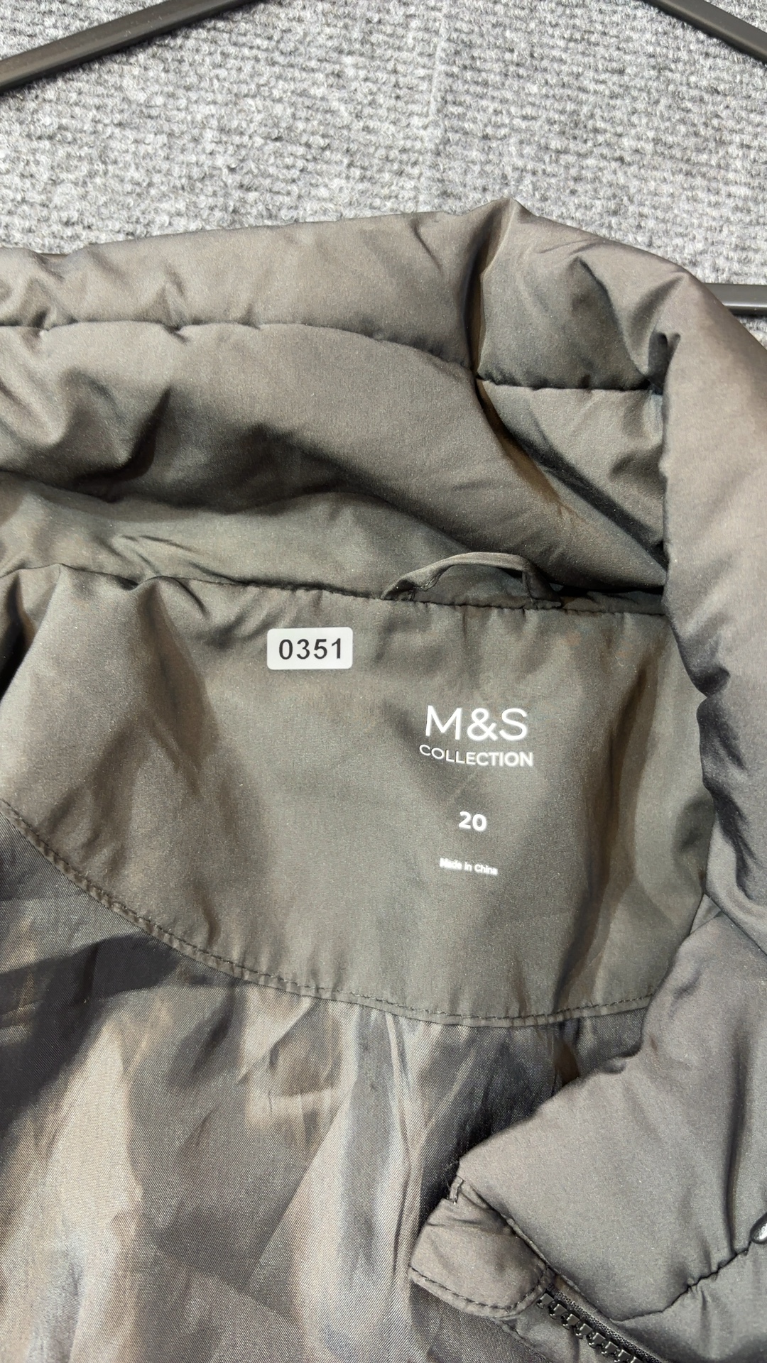 M&S Black Puffer Gilet Vest UK 20 Quilted Sleeveless Jacket image 3
