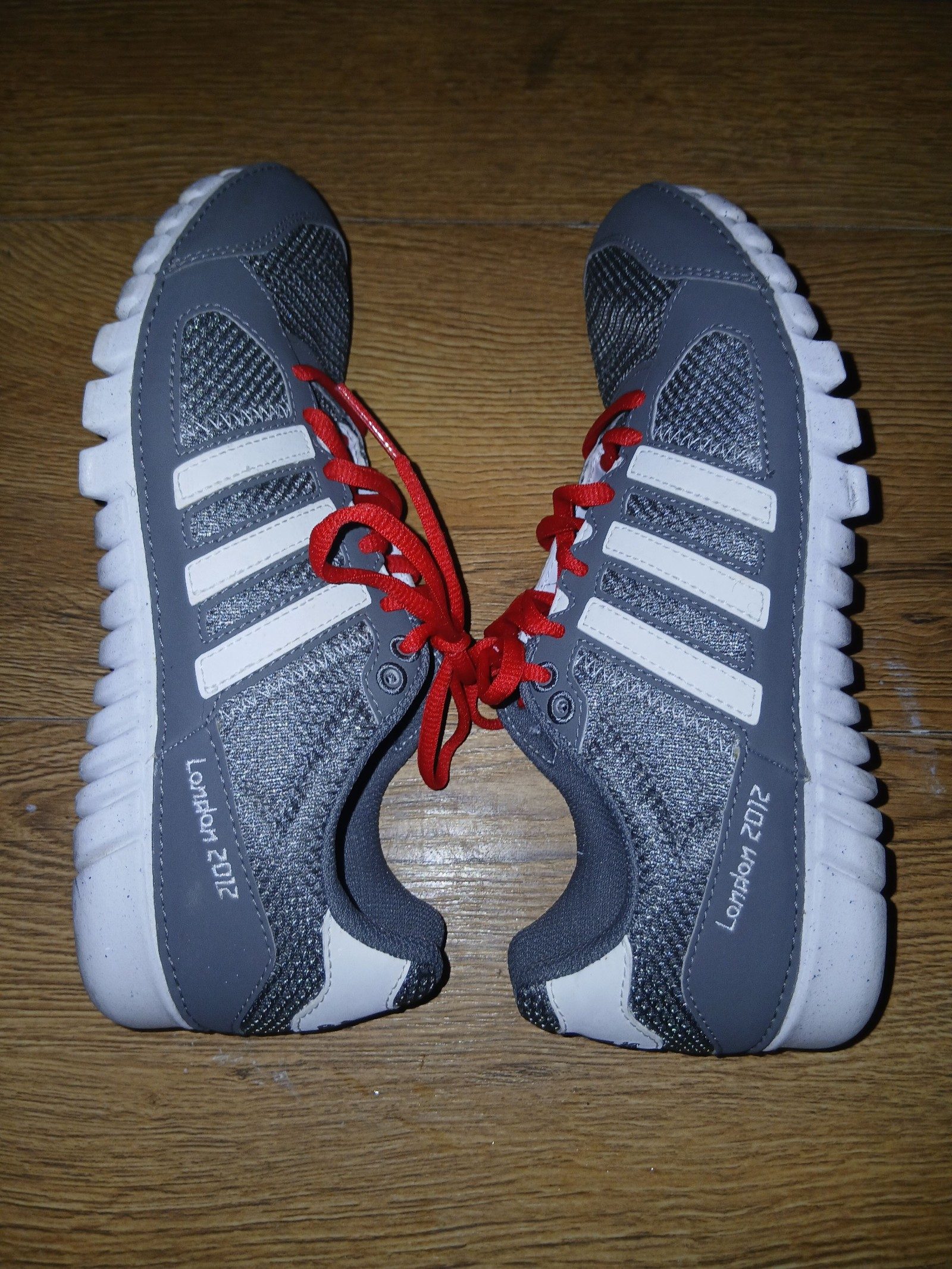 Adidas Grey & White Mesh & Synthetic Sneakers UK 8 image 2