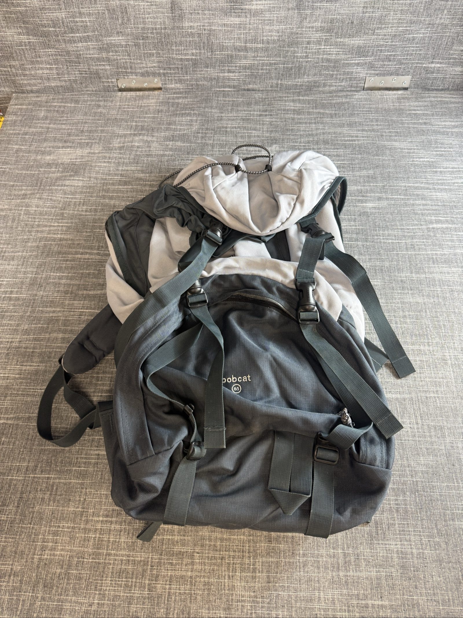 Karrimor Bobcat 65 Litre Hiking Backpack Grey Black