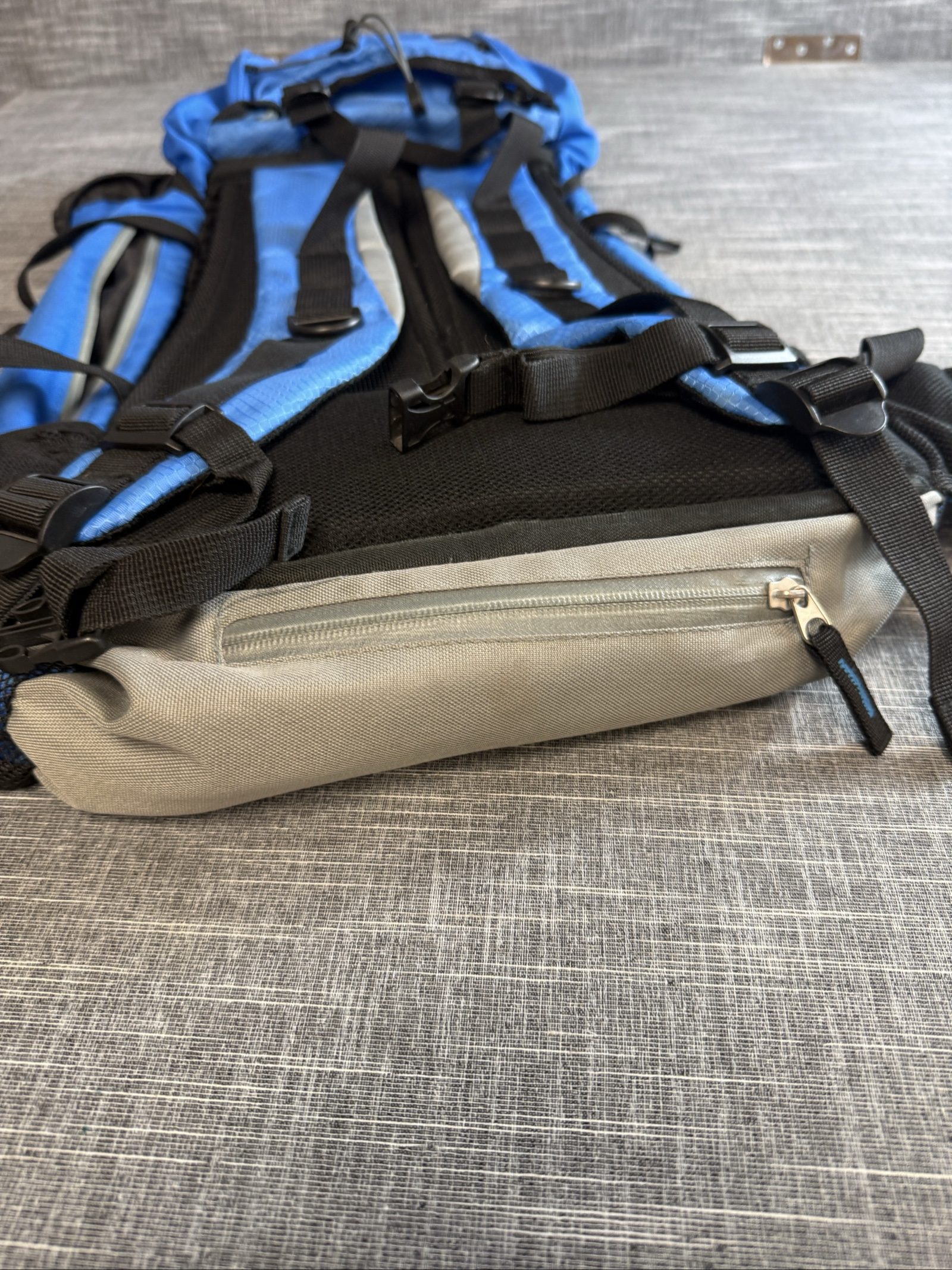 Adventuridge Blue Outdoor Hiking Backpack Rucksack with Multiple Compartments image 6